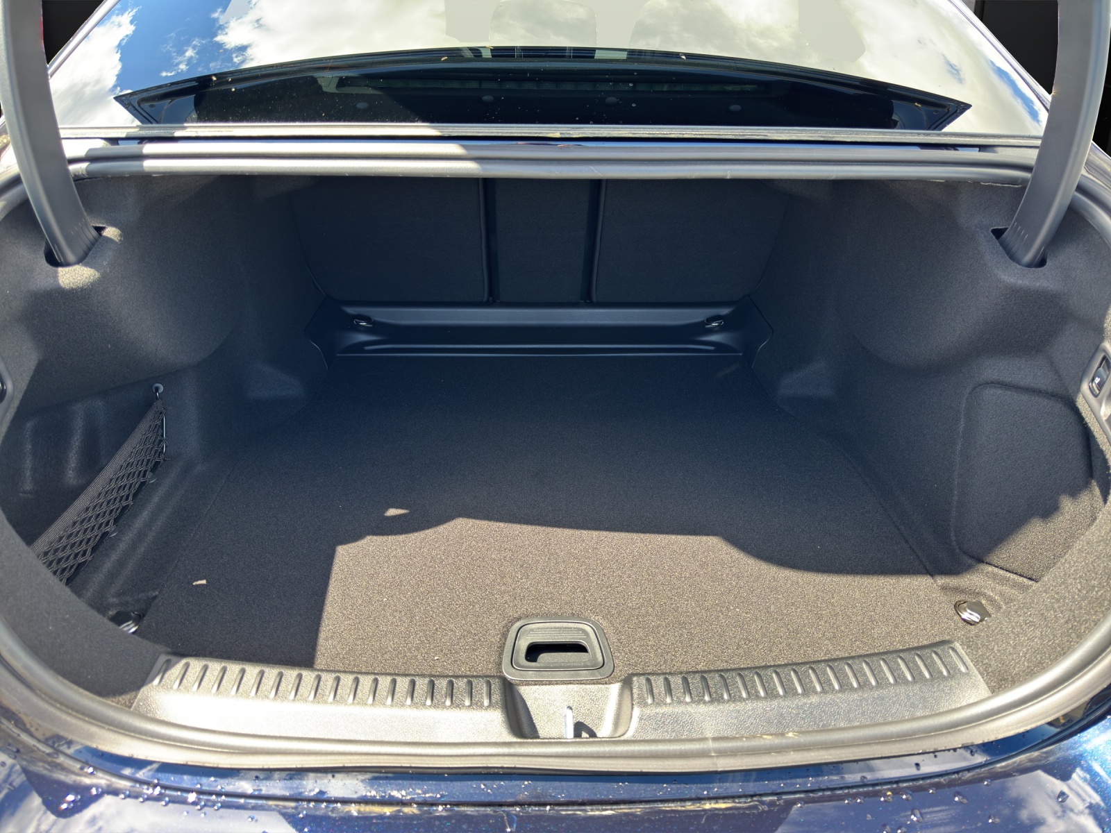 MERCEDES-BENZ E 220 d 4Matic 9G-Tronic-image-5
