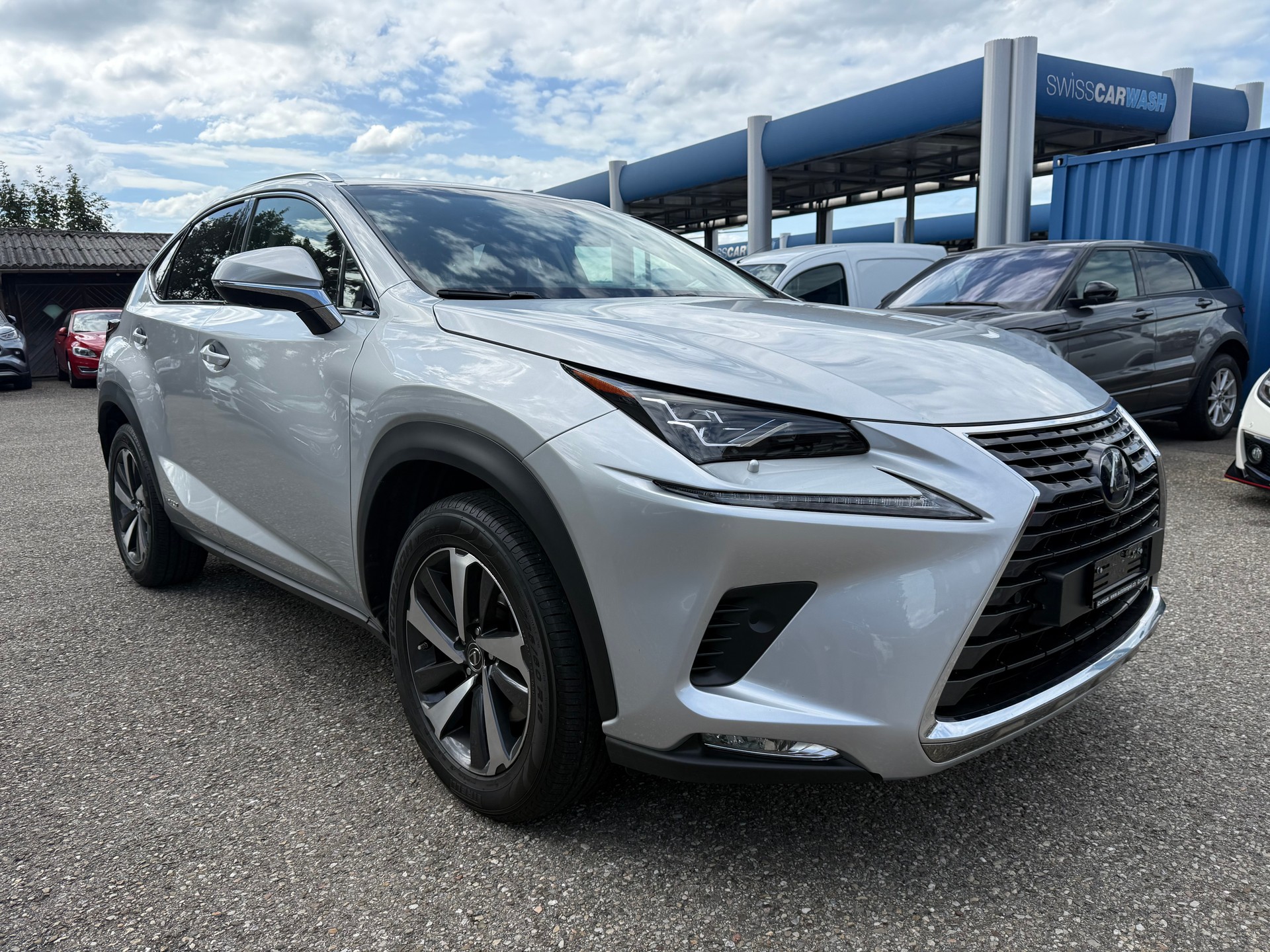 LEXUS NX 300h Excellence E-Four Automatic-image-2