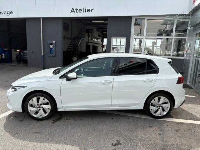 VW Golf VIII 1.5 eTSI Life DSG-image-6