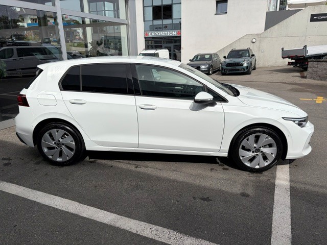 VW Golf VIII 1.5 eTSI Life DSG-showroom-element-2