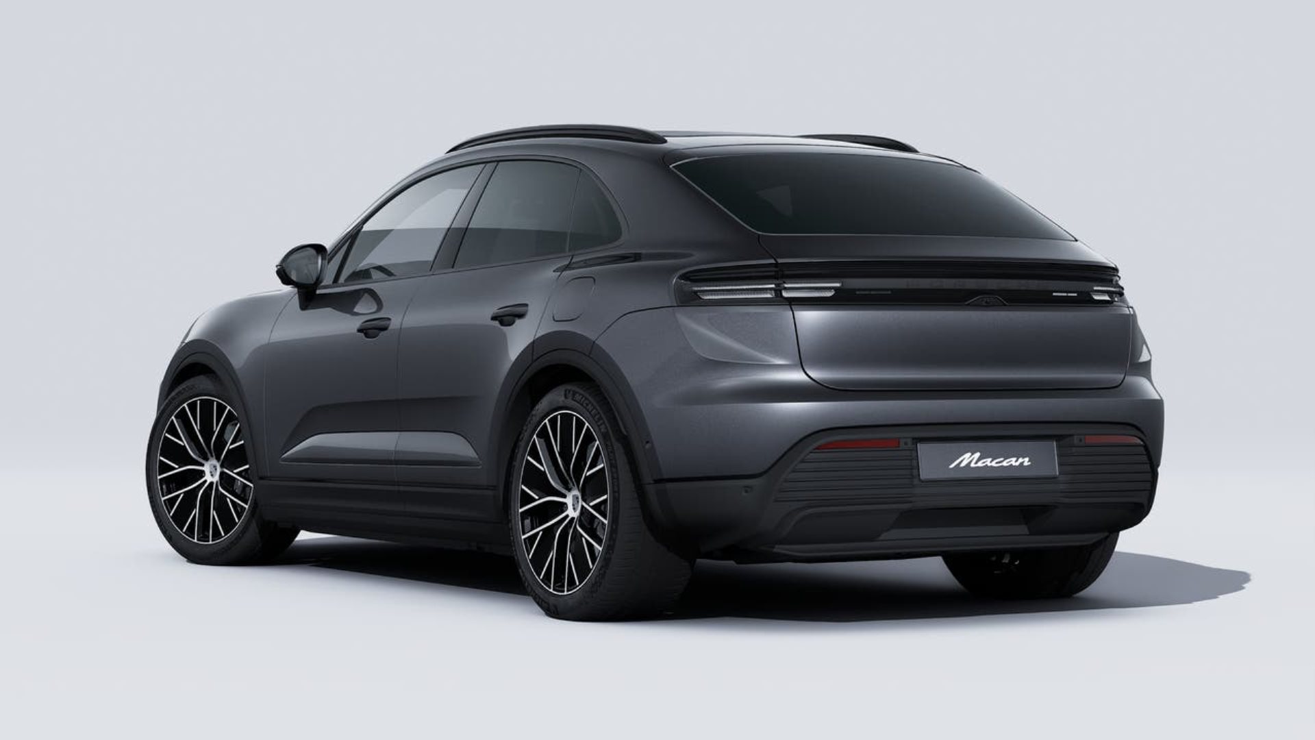 PORSCHE Macan 4-image-2