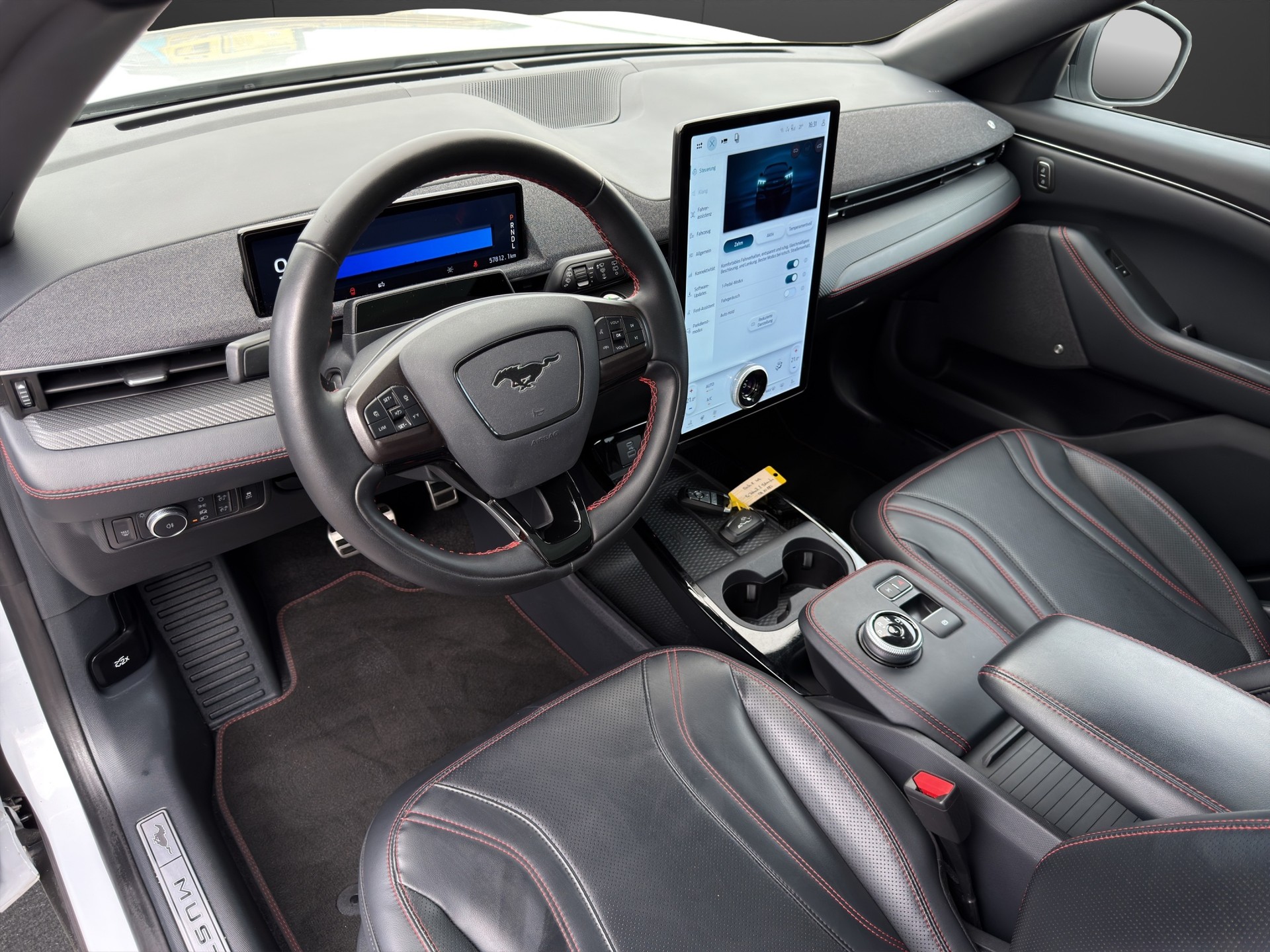 FORD Mustang MACH-E AWD 91 kWh EXTENDED-image-9