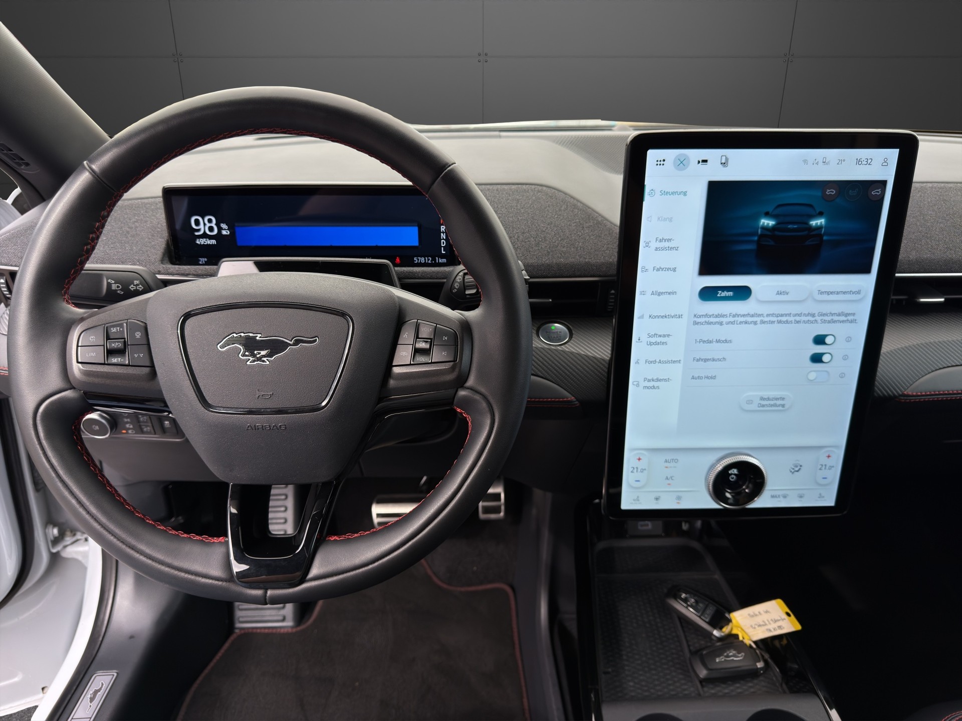 FORD Mustang MACH-E AWD 91 kWh EXTENDED-image-14