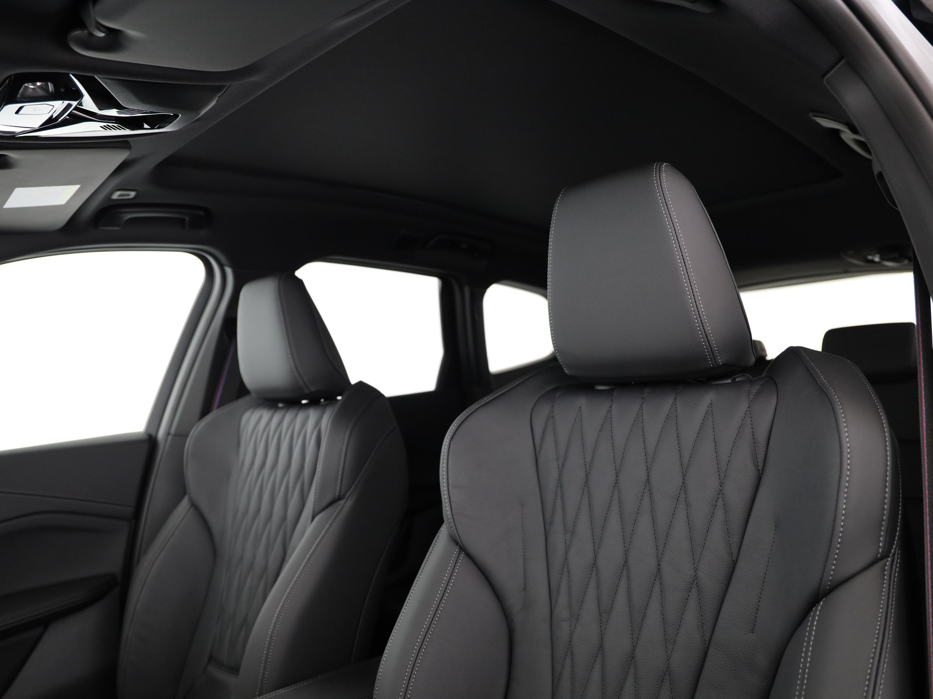 BMW X1 30e xDrive paddles-image-12
