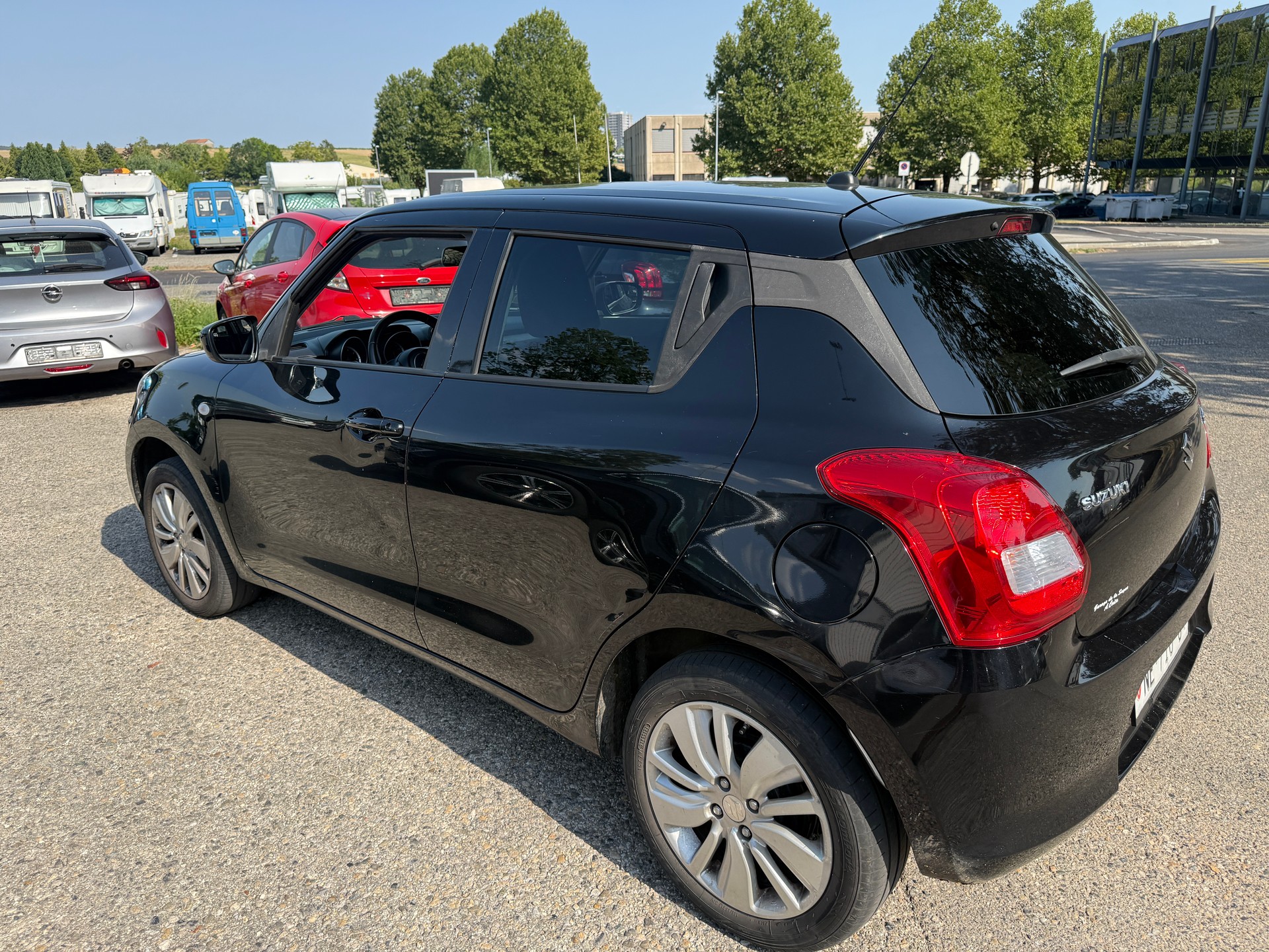 SUZUKI Swift 1.2i Compact+ Allgrip 4x4-image-4