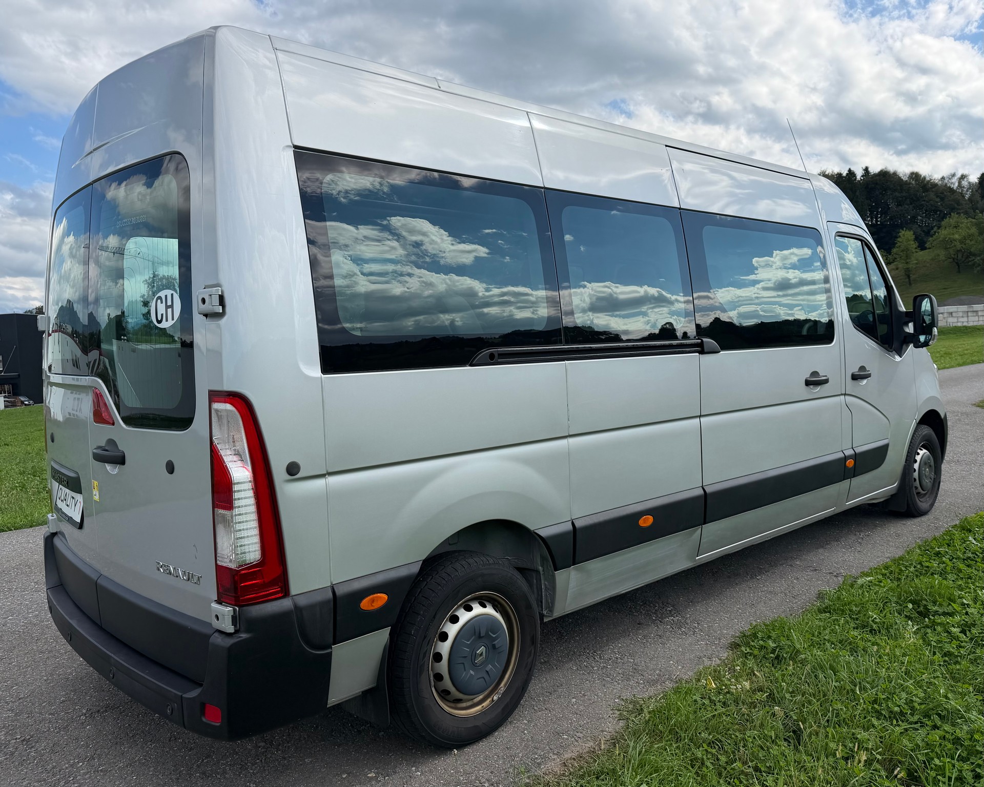 RENAULT Master T39 2.3dCi Minibus 17 L3H2-image-5
