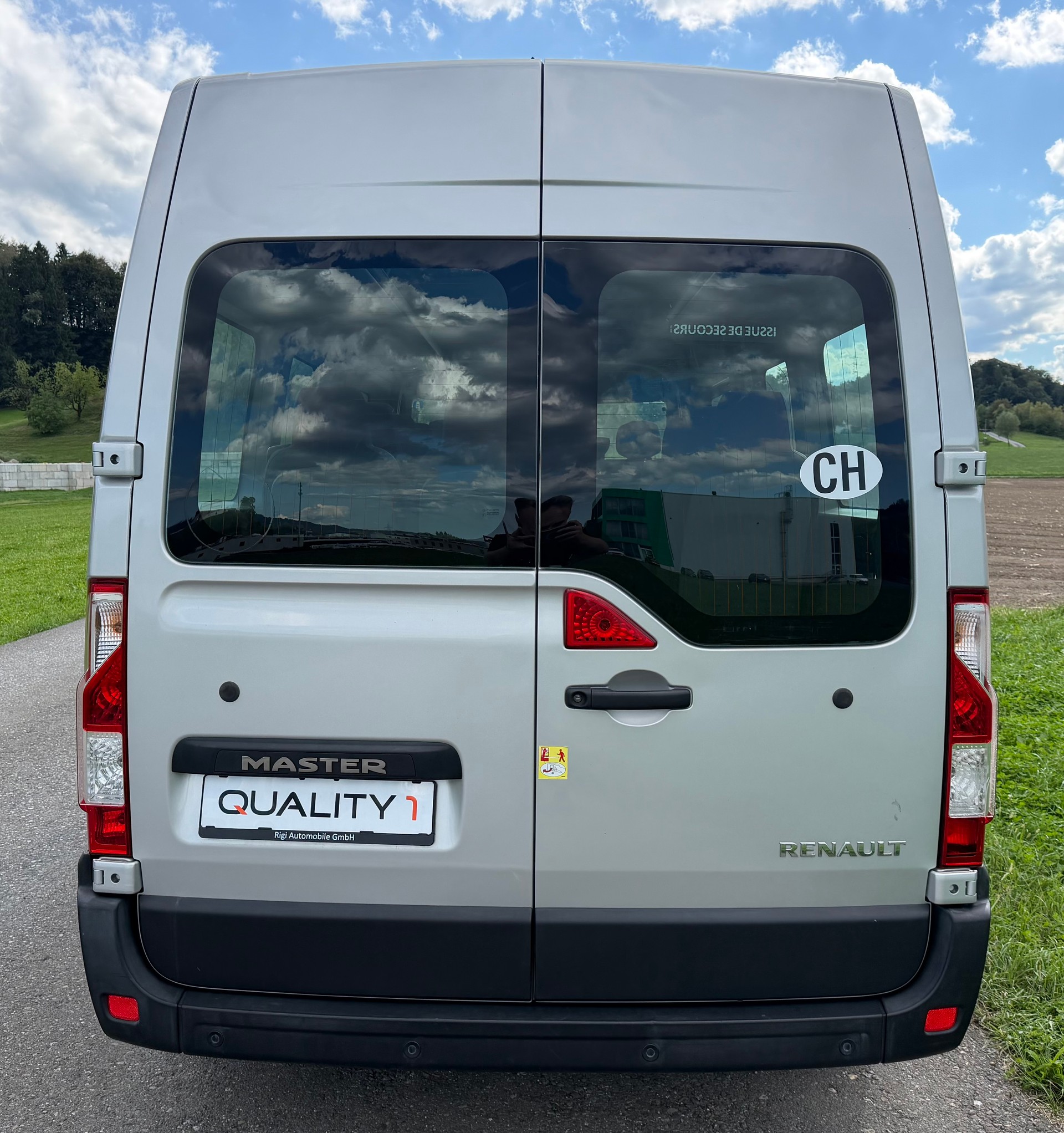RENAULT Master T39 2.3dCi Minibus 17 L3H2-image-4