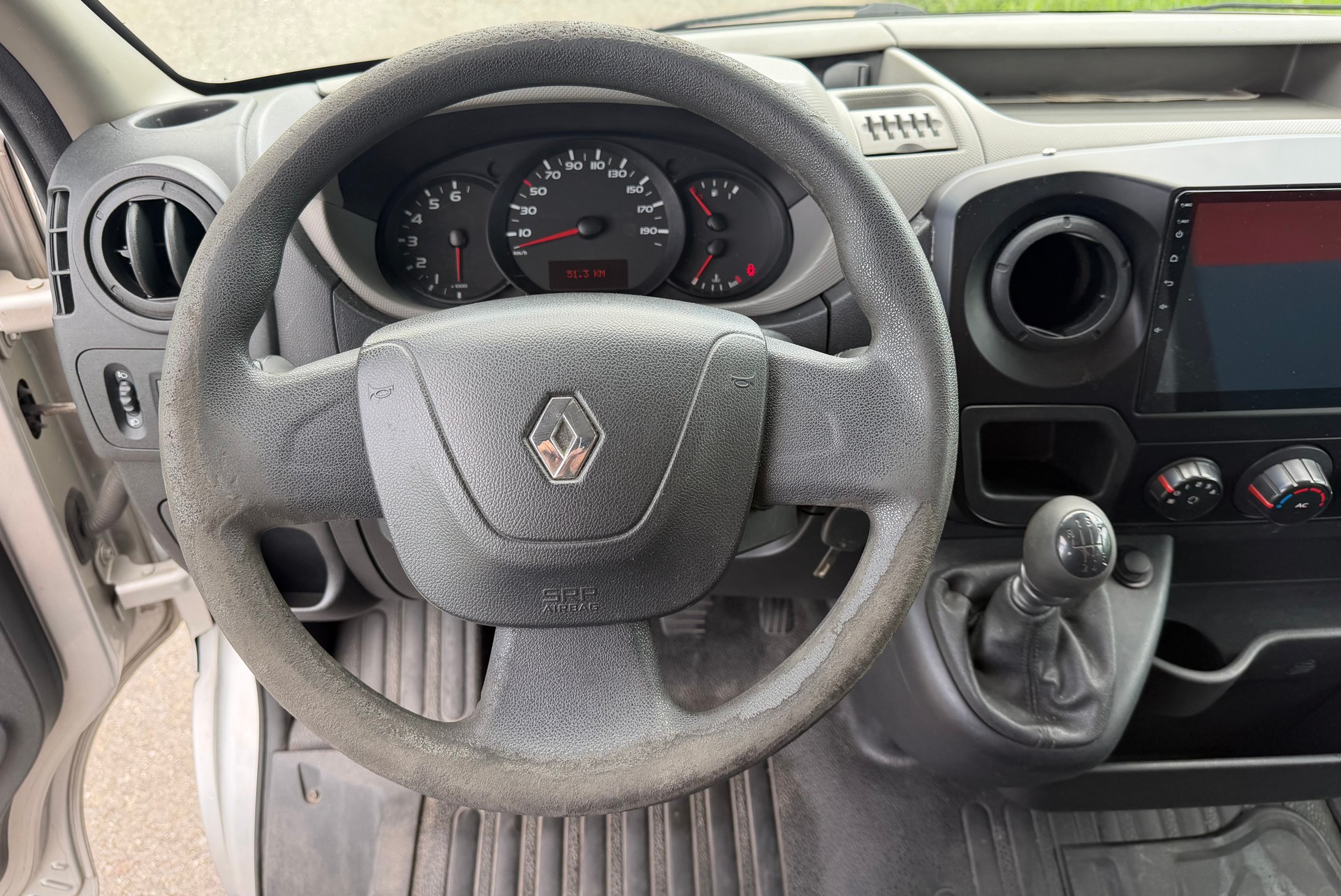 RENAULT Master T39 2.3dCi Minibus 17 L3H2-image-14