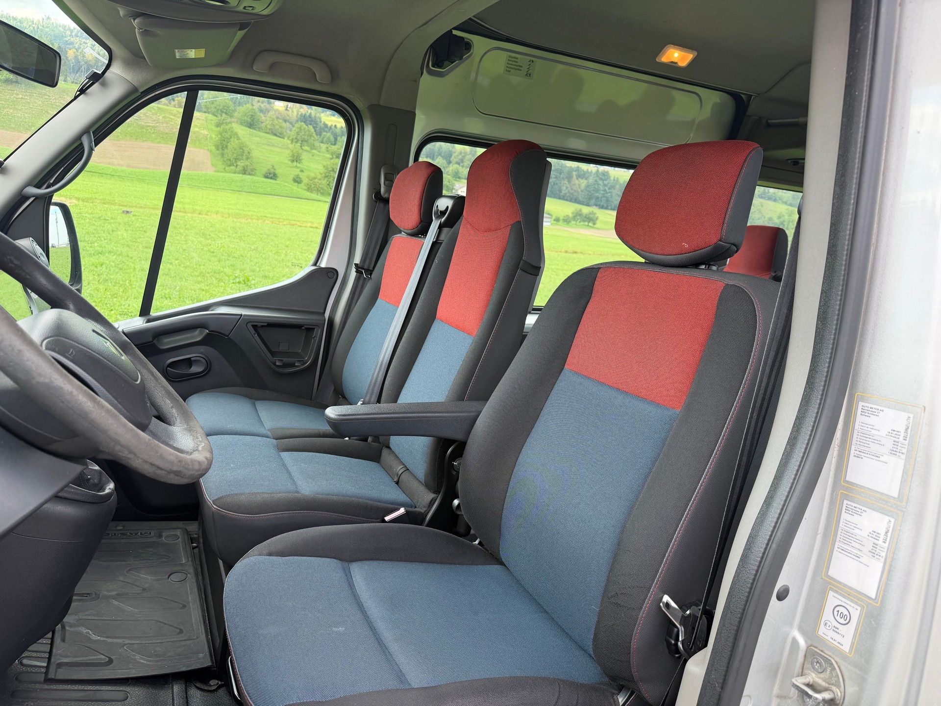 RENAULT Master T39 2.3dCi Minibus 17 L3H2-image-13