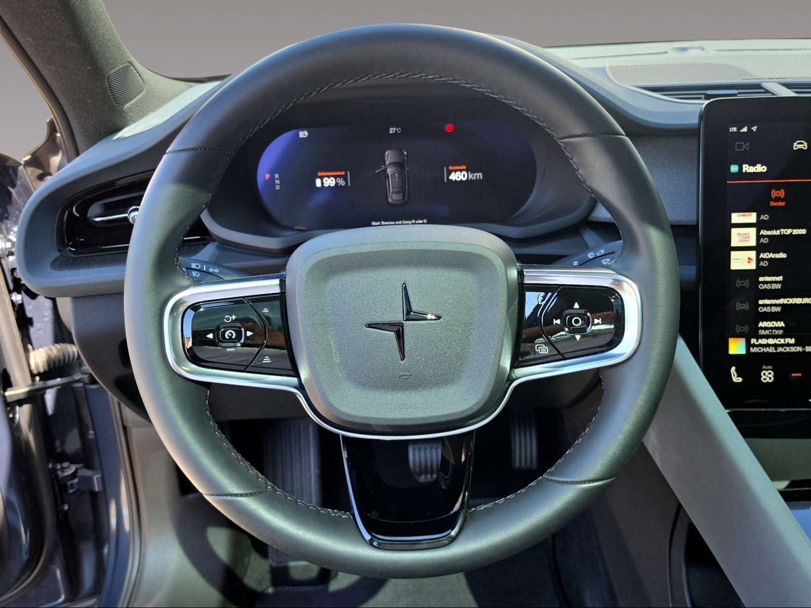 POLESTAR 2 Long Range Dual Motor-image-9