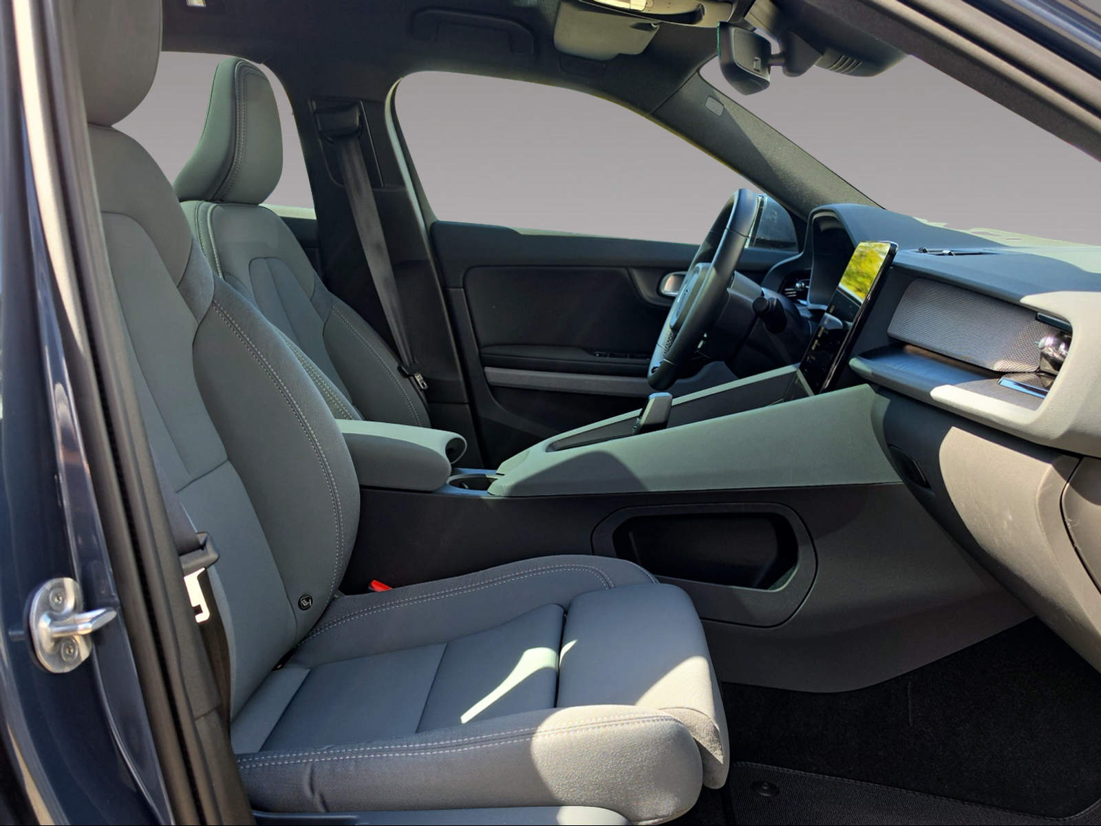 POLESTAR 2 Long Range Dual Motor-image-13