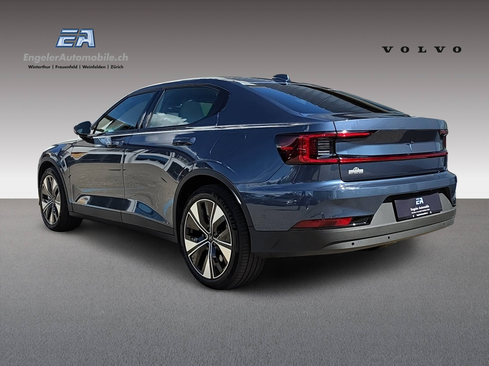 POLESTAR 2 Long Range Dual Motor-showroom-element-3