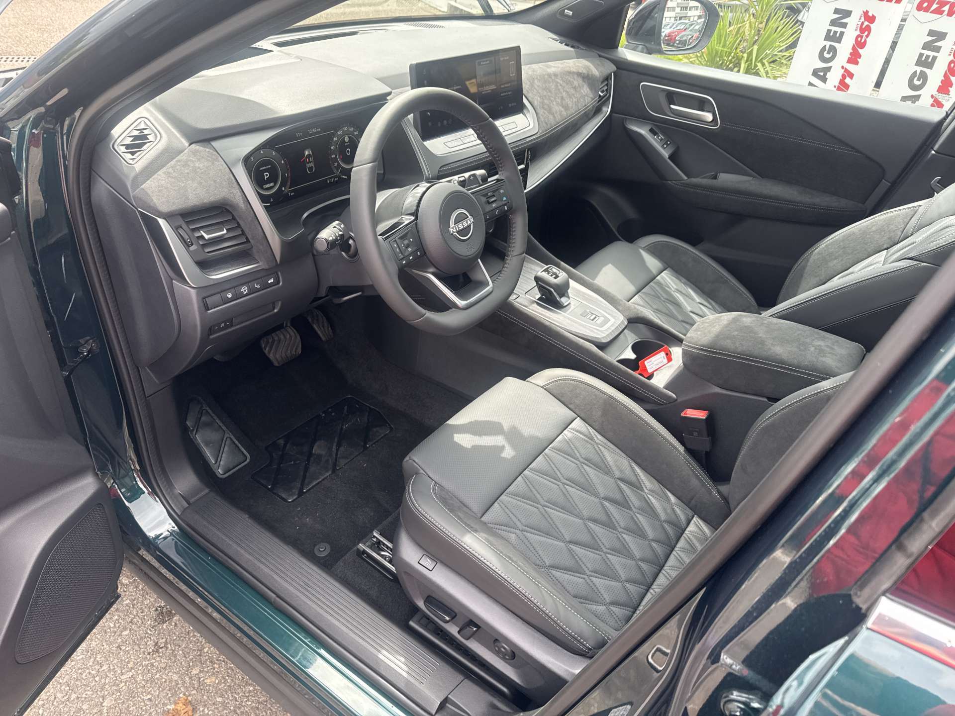NISSAN Qashqai 1.3 DIG-T MHEV Tekna+ Xtronic-Automat-image-5