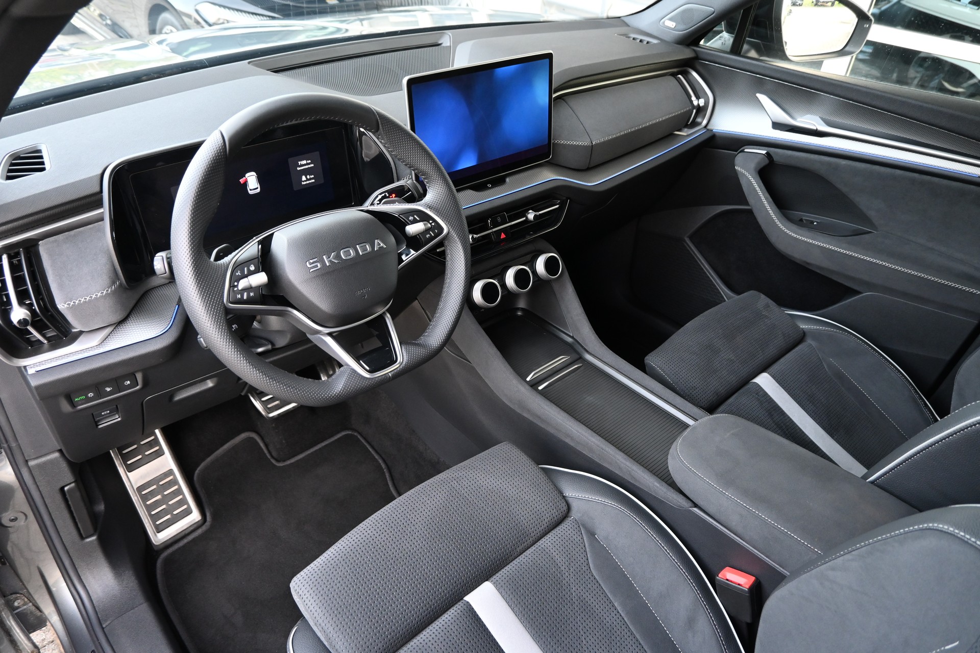SKODA Kodiaq 2.0 TDI Sportline DSG Automat 7-Plätzer-image-10