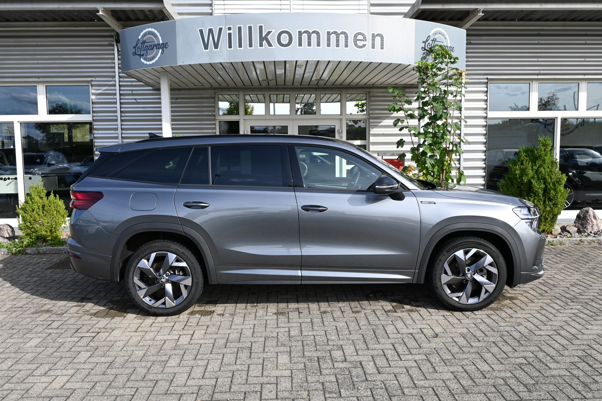 SKODA Kodiaq 2.0 TDI Sportline DSG Automat 7-Plätzer-image-5