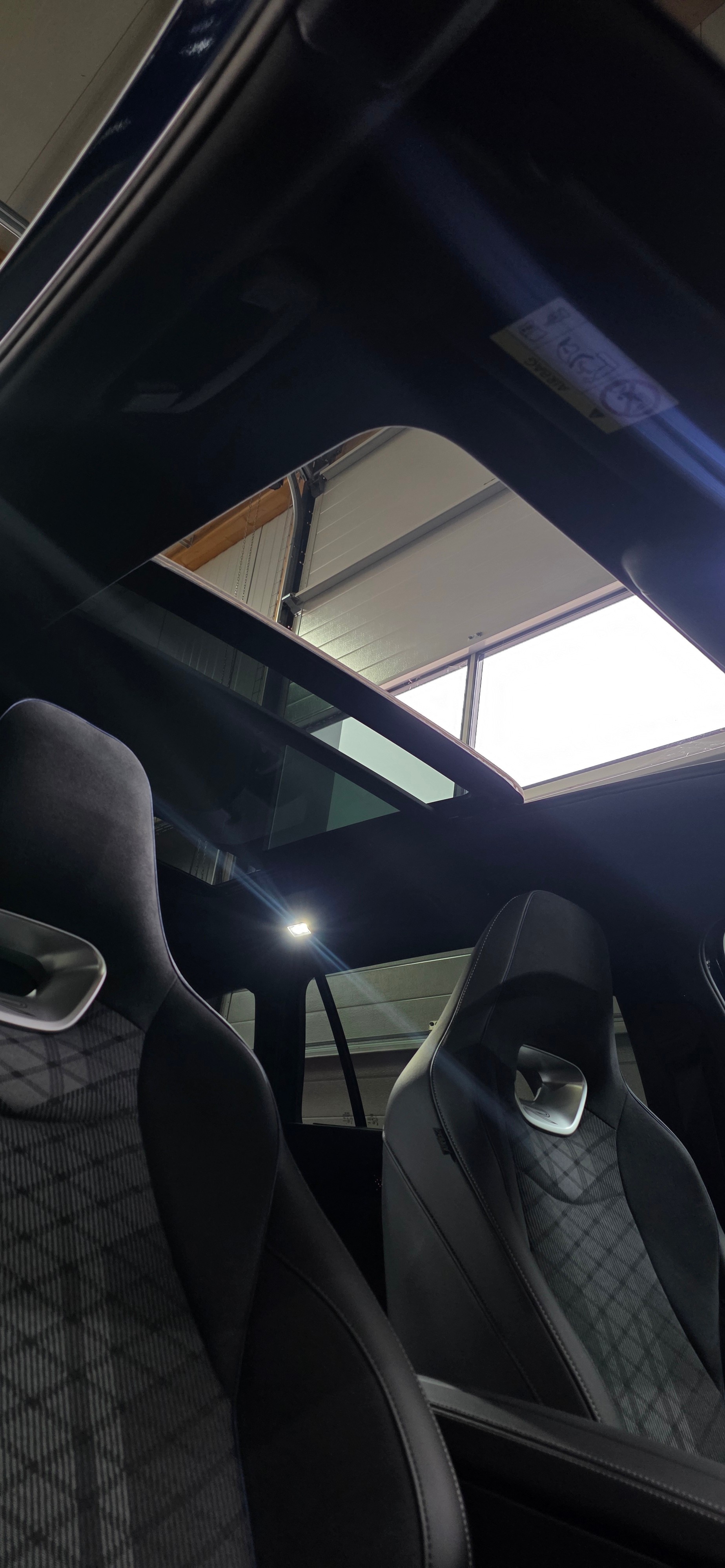 VW Passat Variant 2.0 TSI evo4 R-Line 4 Motion DSG *Panoramadach*Massagefunktion*Sitz-&Lenkradheizung*ACC&Spurhalteasistent*-image-10