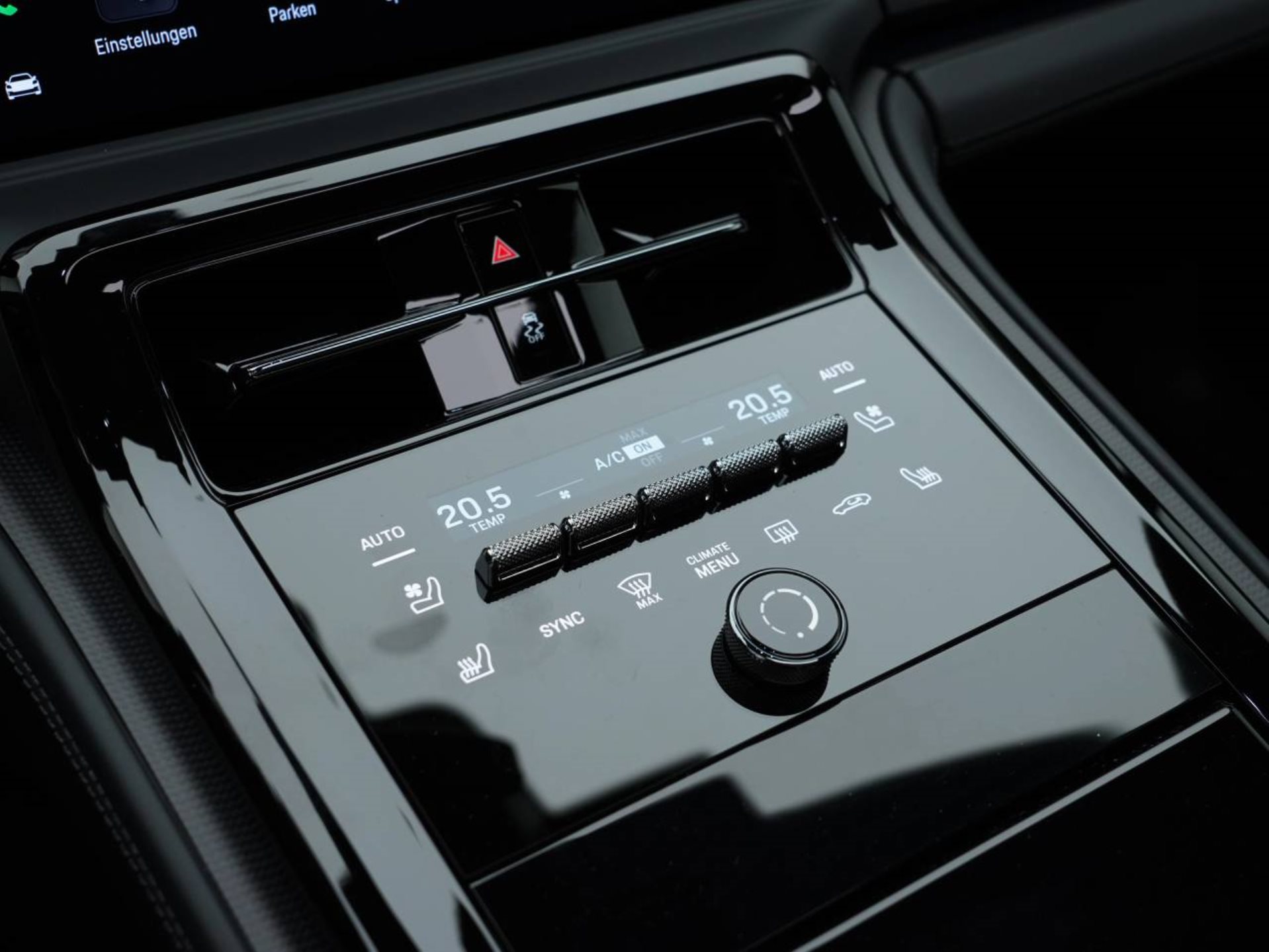 PORSCHE Panamera GTS-image-19