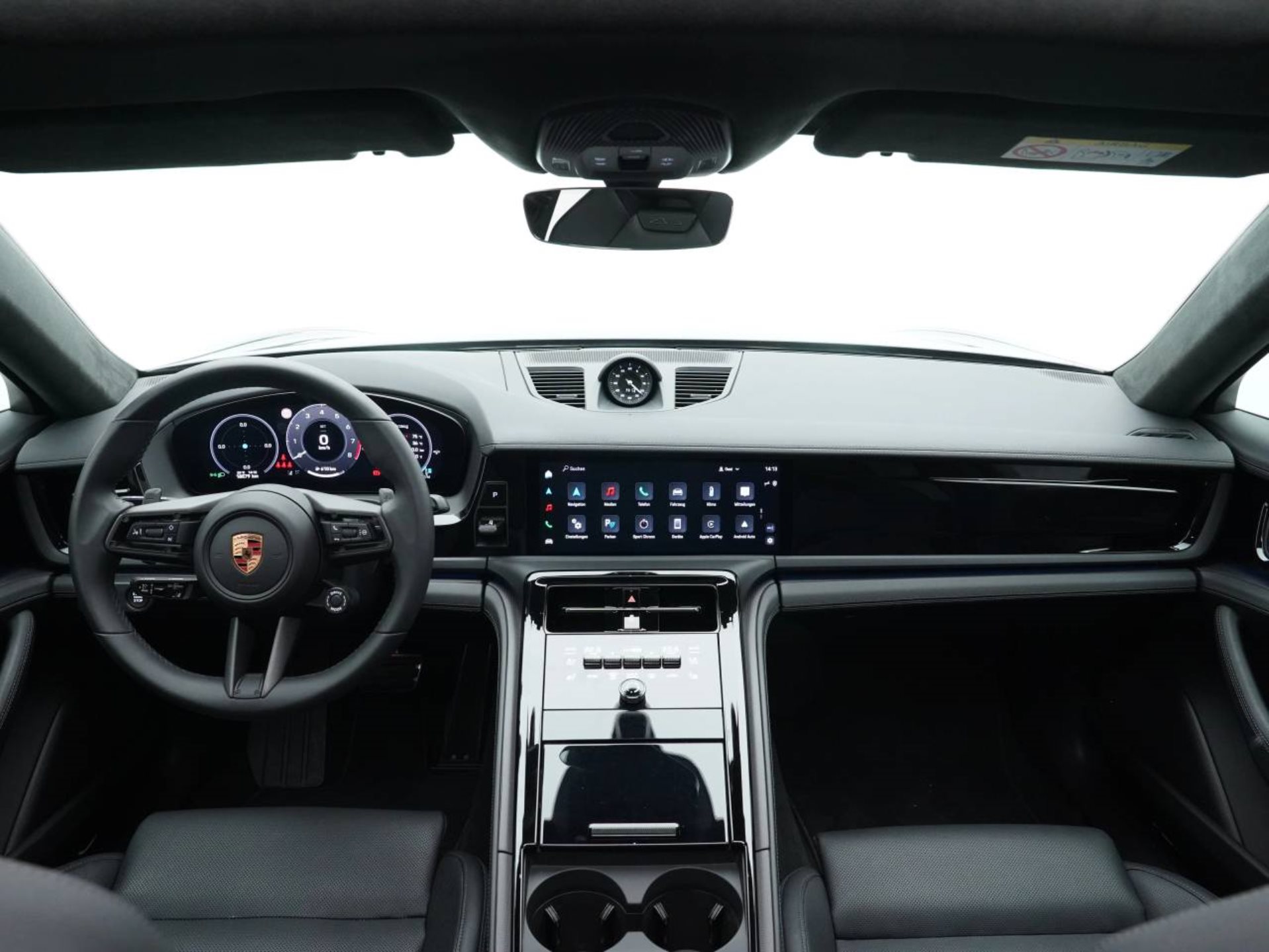 PORSCHE Panamera GTS-image-14