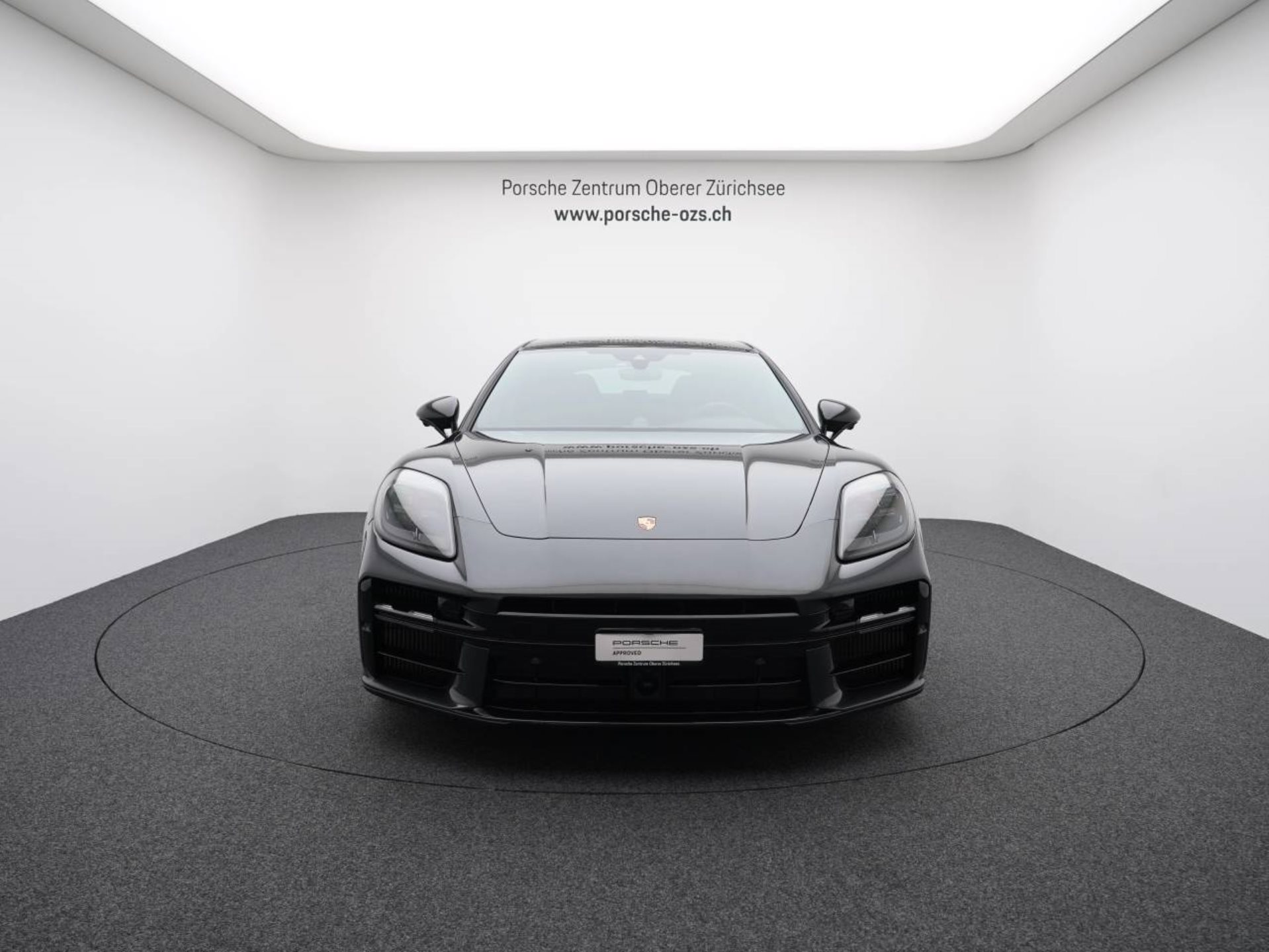 PORSCHE Panamera GTS-image-9