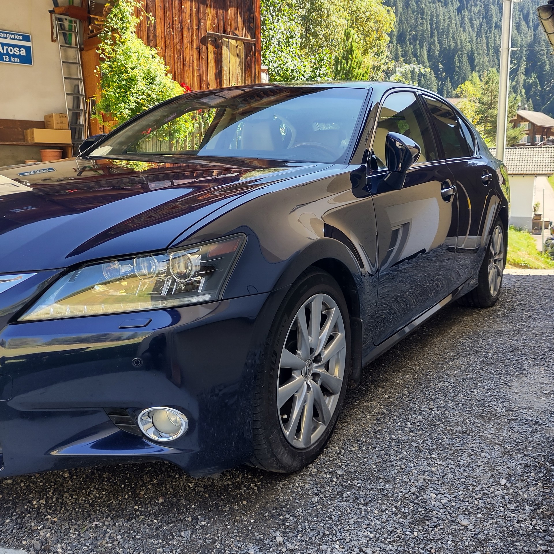 LEXUS 450h Excellence-image-3