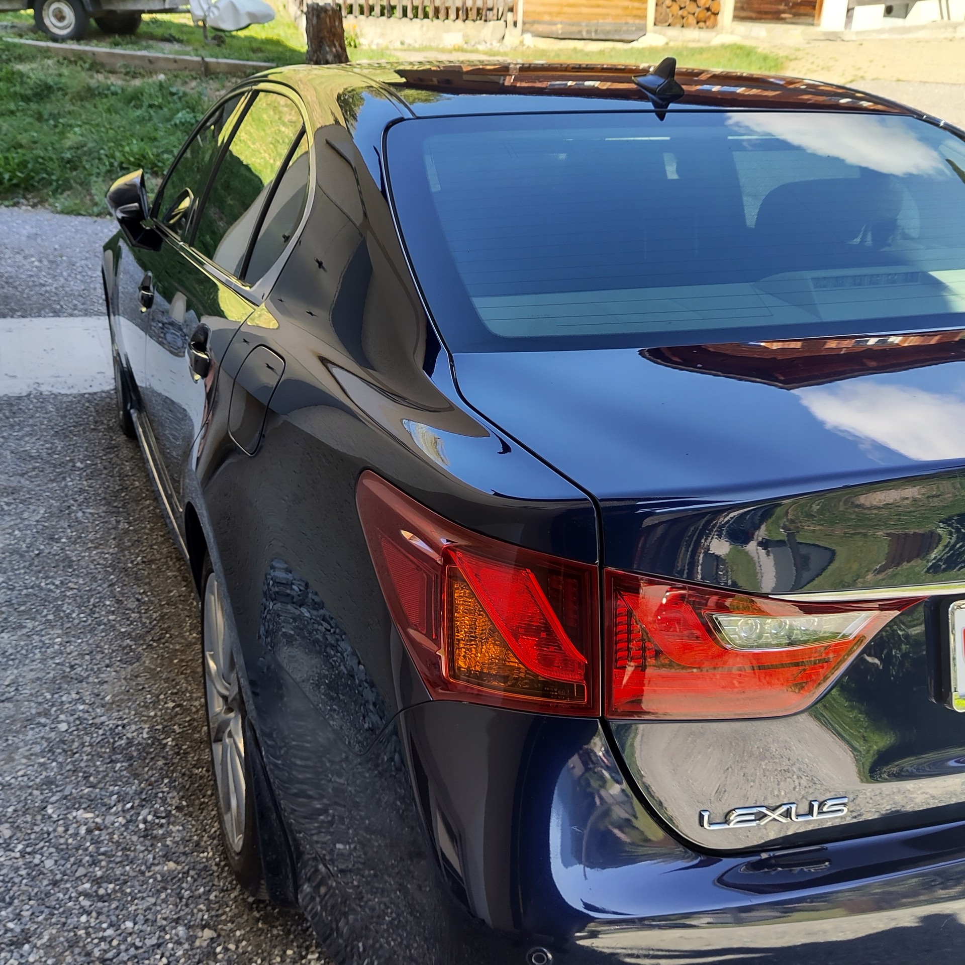 LEXUS 450h Excellence-image-2