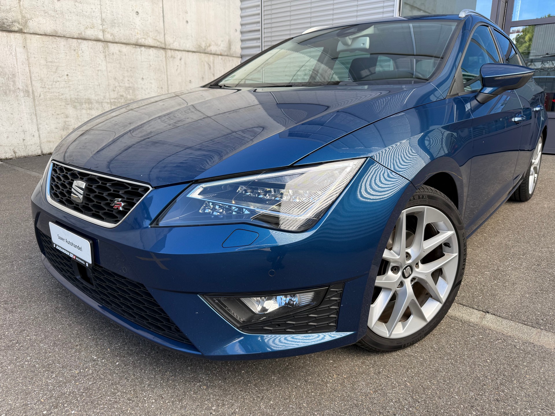 SEAT Leon ST 1.4 TSI FR Line DSG-image-1
