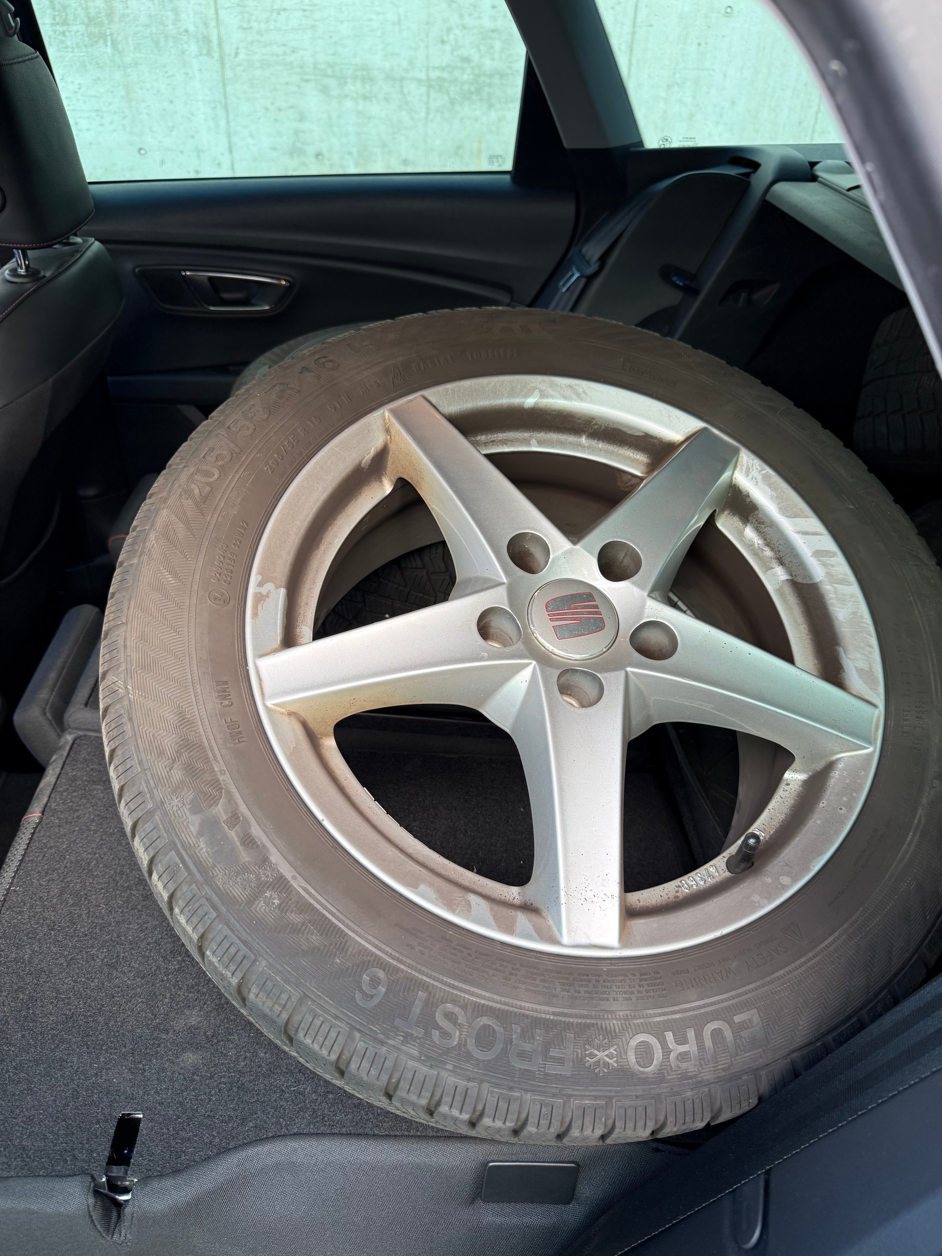 SEAT Leon ST 1.4 TSI FR Line DSG-image-11