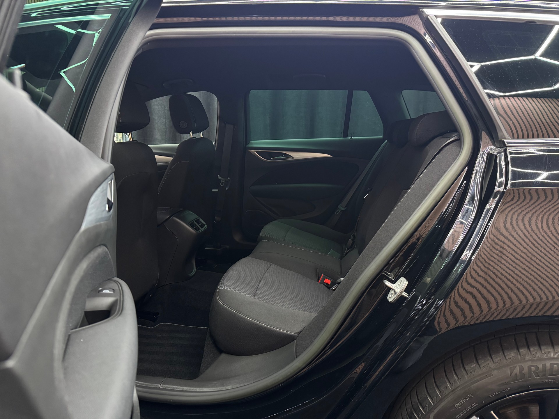 OPEL Insignia Sports Tourer 1.5 D Elegance *ab CHF 149.-/ Monat*-image-9