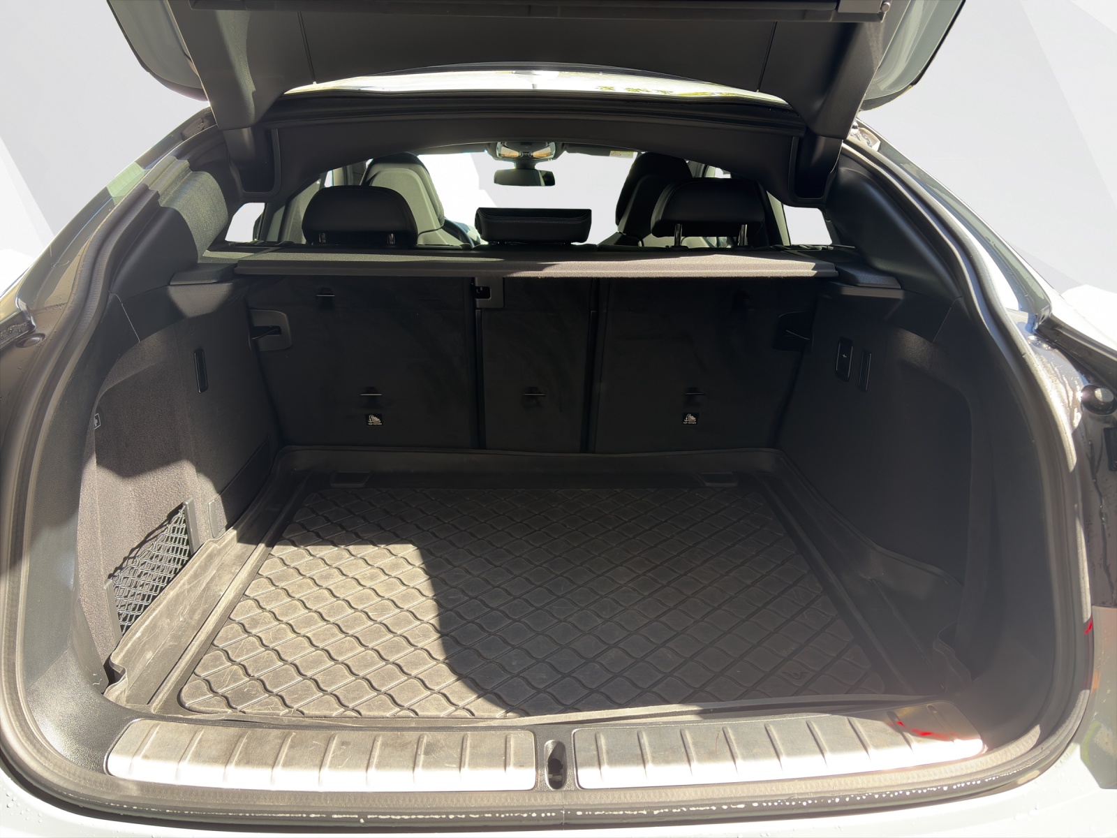 BMW X4 xDrive 48V M40d Steptronic-image-19