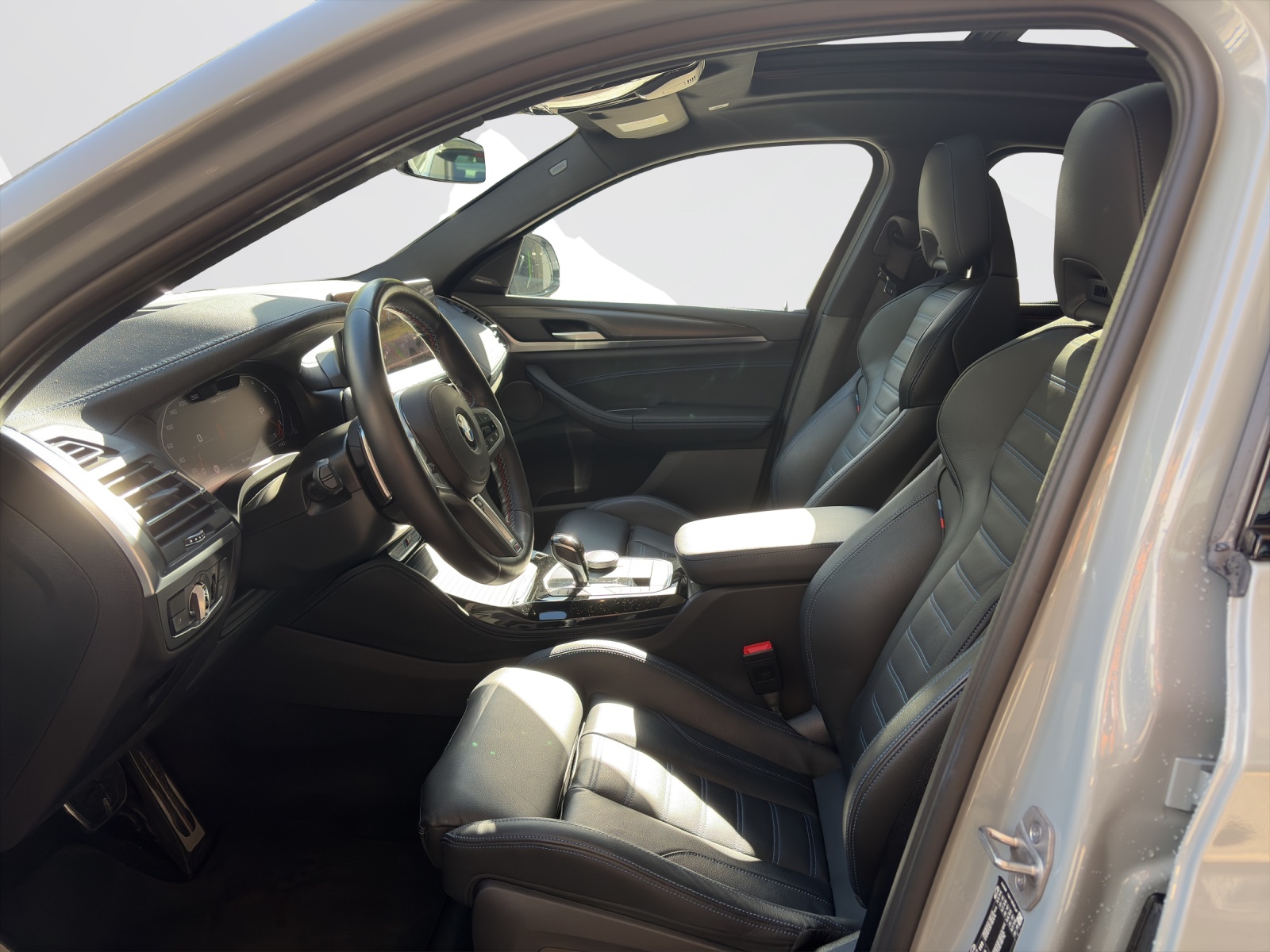 BMW X4 xDrive 48V M40d Steptronic-image-9