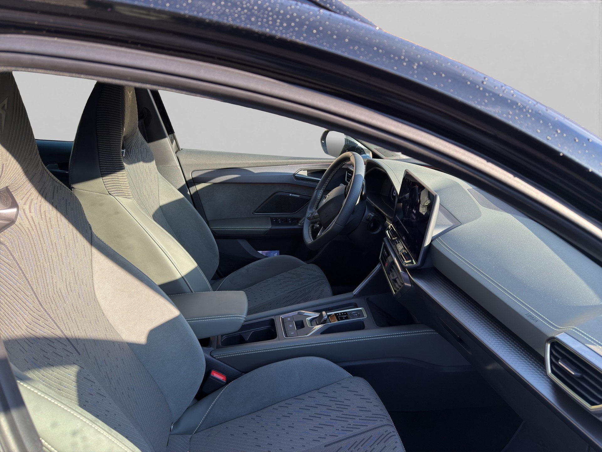 CUPRA Tribe edition-image-10