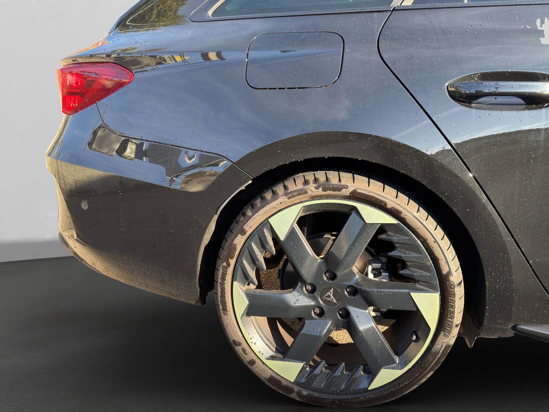 CUPRA Tribe edition-image-19