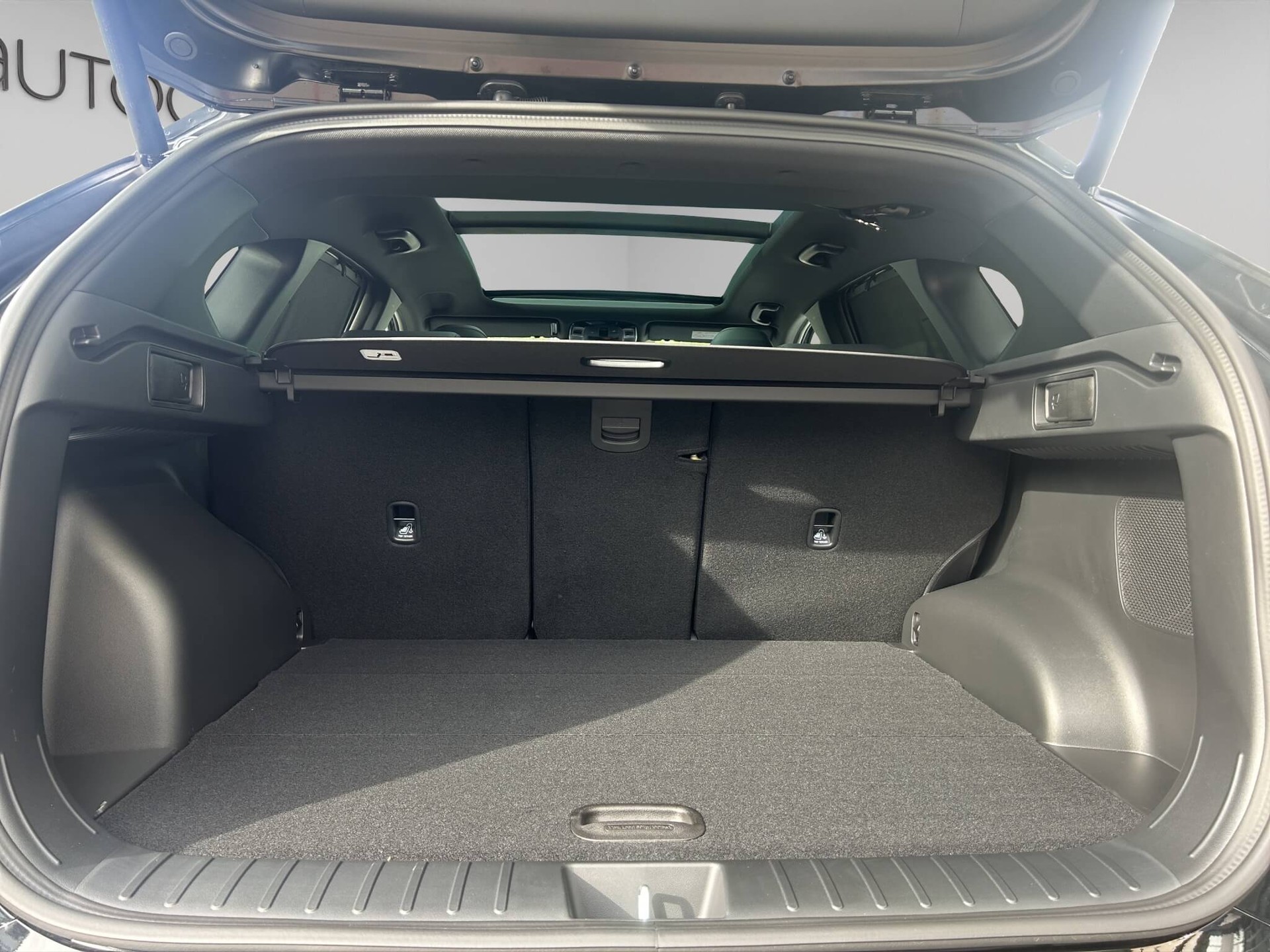 HYUNDAI Tucson 1.6 T-GDi HEV N-Line 4WD-image-11