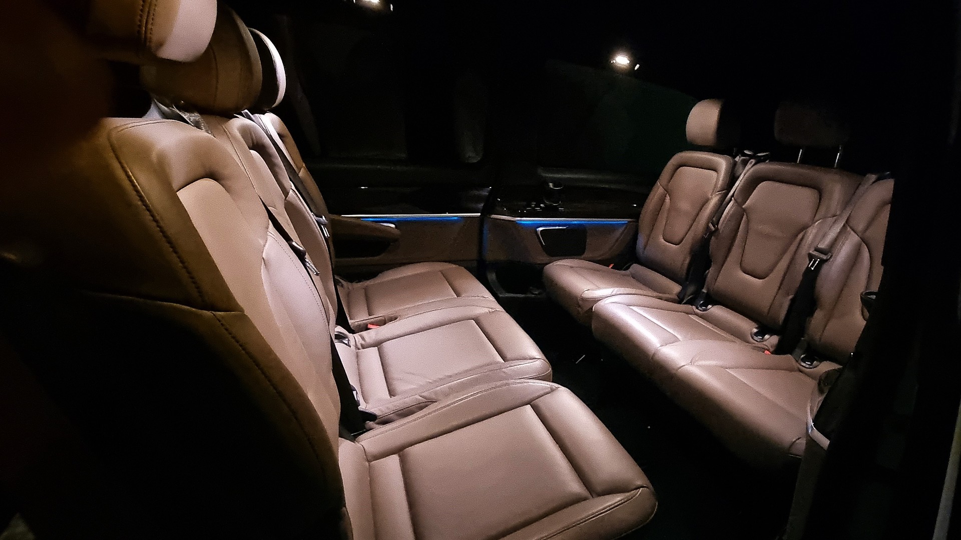 MERCEDES-BENZ V 300 d Swiss Ed. lang-image-3
