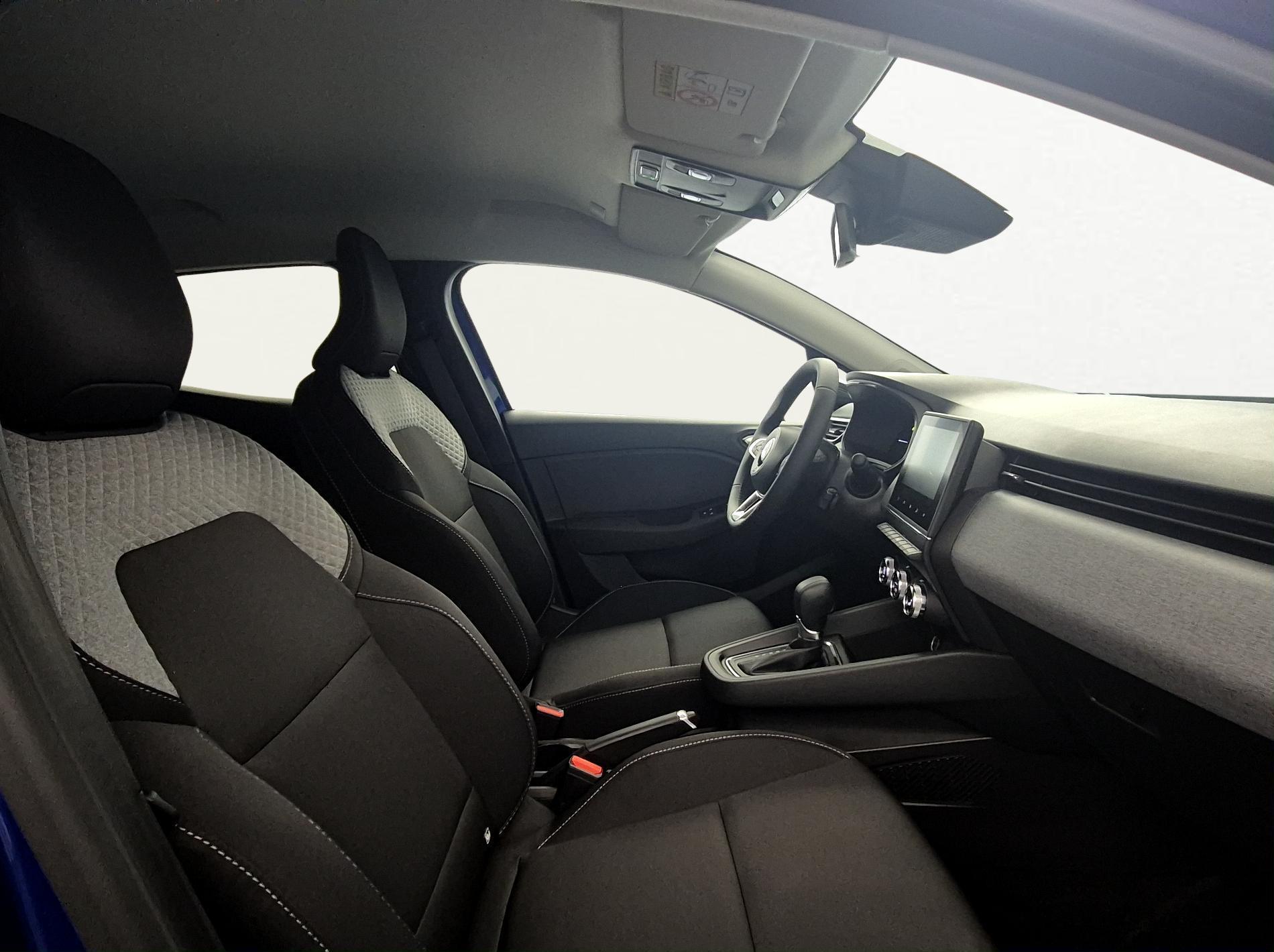 MITSUBISHI Colt 1.6 HEV Invite+-image-9