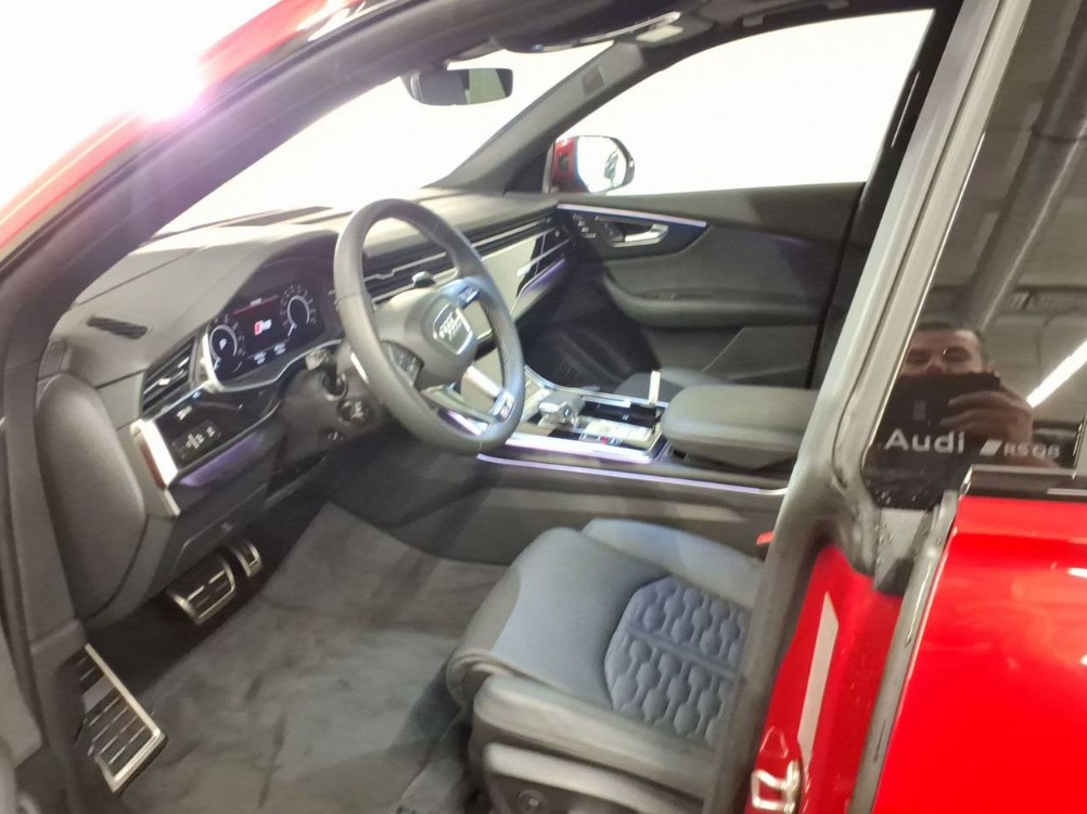 AUDI RSQ8 performance quattro-image-5