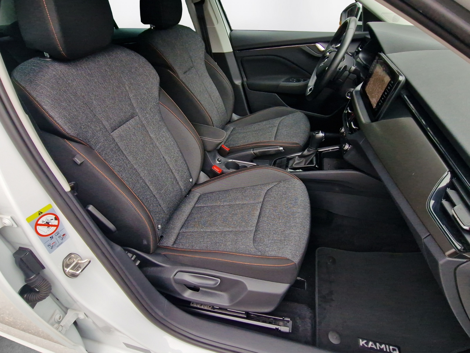SKODA Kamiq 1.0 TSI Ambition DSG-image-13