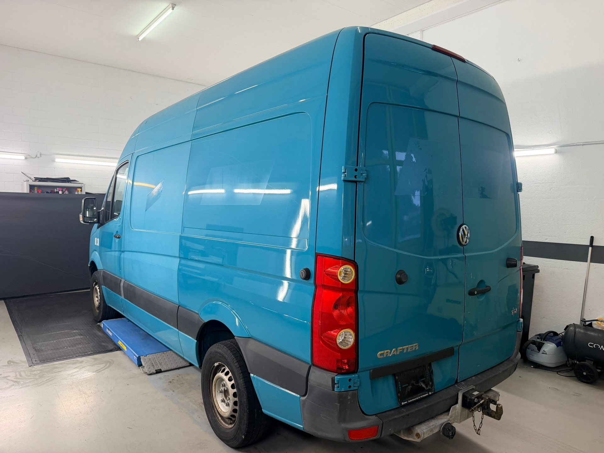 VW Crafter 35 2.0 TDI CR-image-5