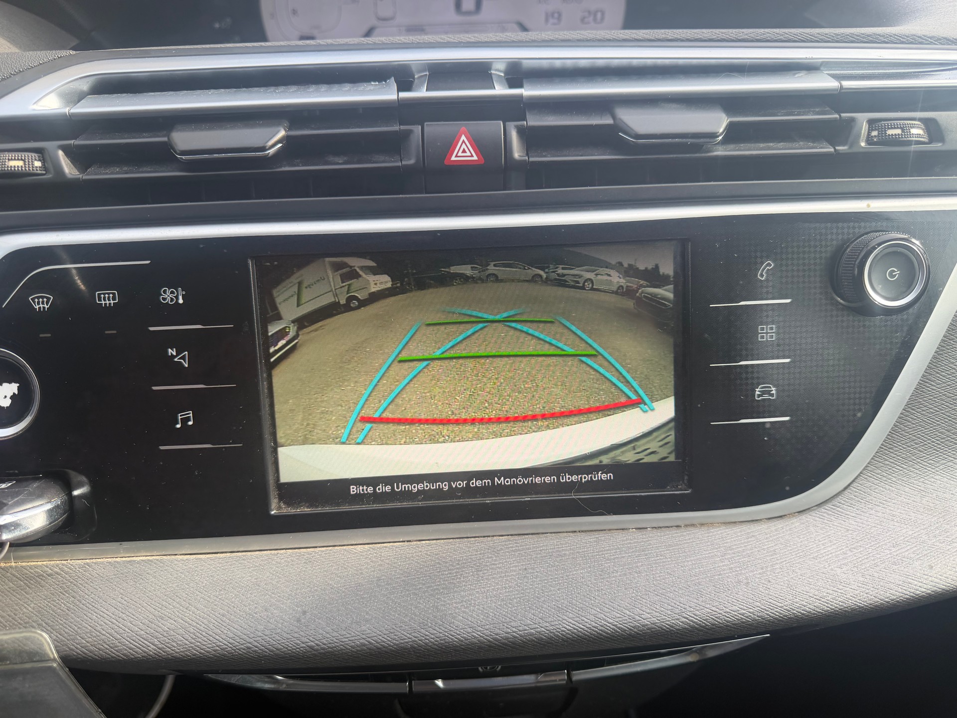 CITROEN Grand C4 Picasso 1.6 BlueHDi Séduction EAT6 * Teil-Leder * Navigation * Klima-auto * PDC H * Tempomat *-image-7