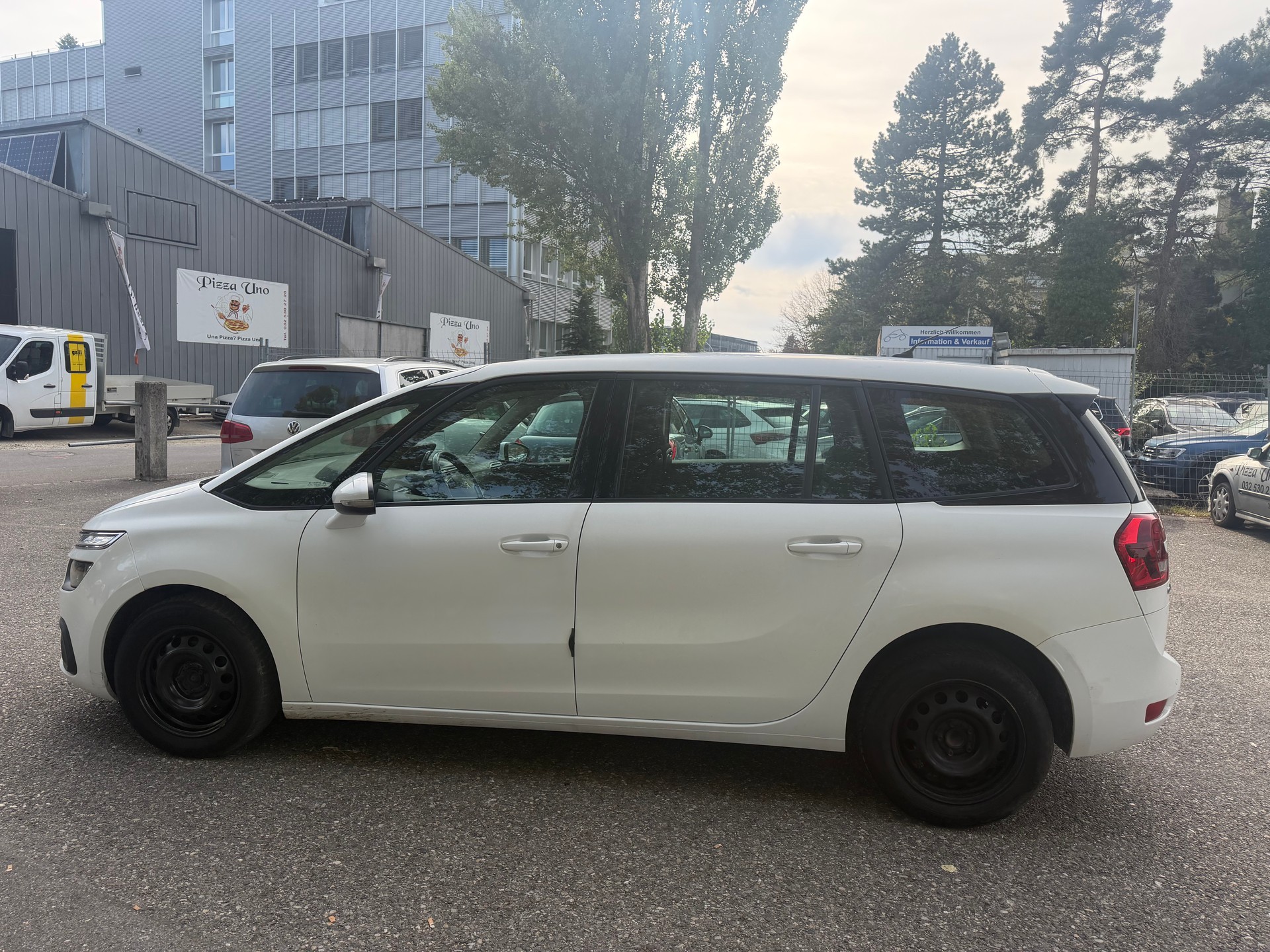 CITROEN Grand C4 Picasso 1.6 BlueHDi Séduction EAT6 * Teil-Leder * Navigation * Klima-auto * PDC H * Tempomat *-image-11