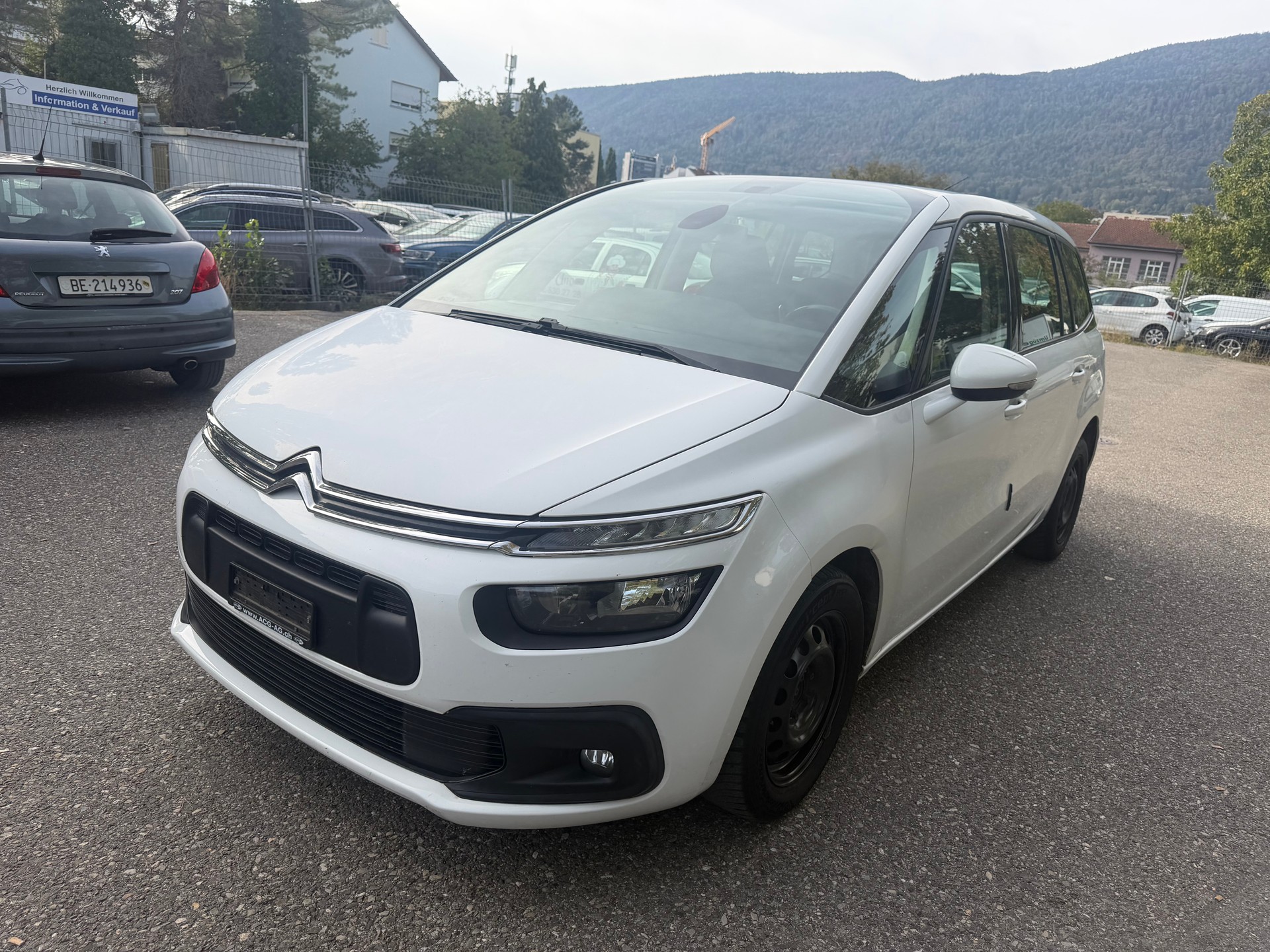 CITROEN Grand C4 Picasso 1.6 BlueHDi Séduction EAT6 * Teil-Leder * Navigation * Klima-auto * PDC H * Tempomat *-image-0