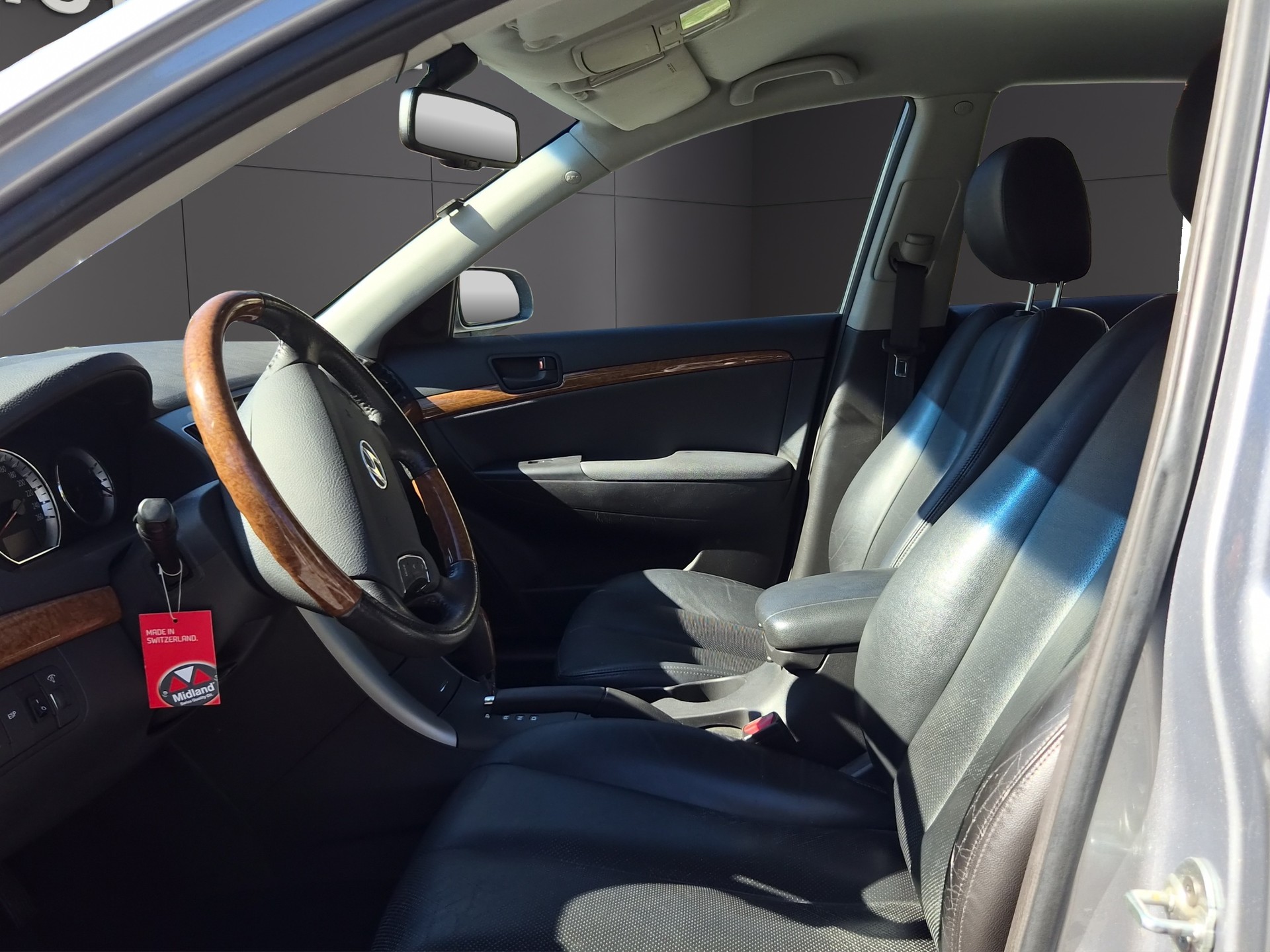 HYUNDAI Sonata 3.3 24V V6 Premium Automatic-image-10