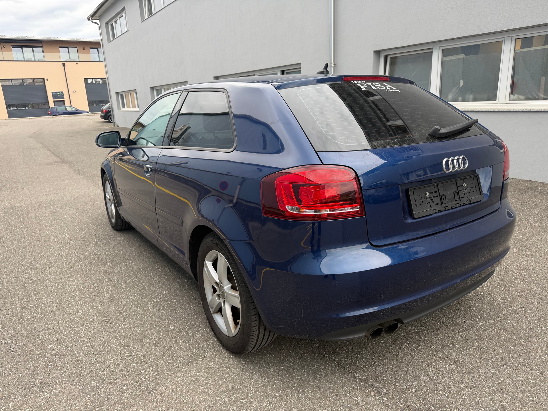 AUDI A3 1.4 TFSI Ambiente S-tronic-image-6