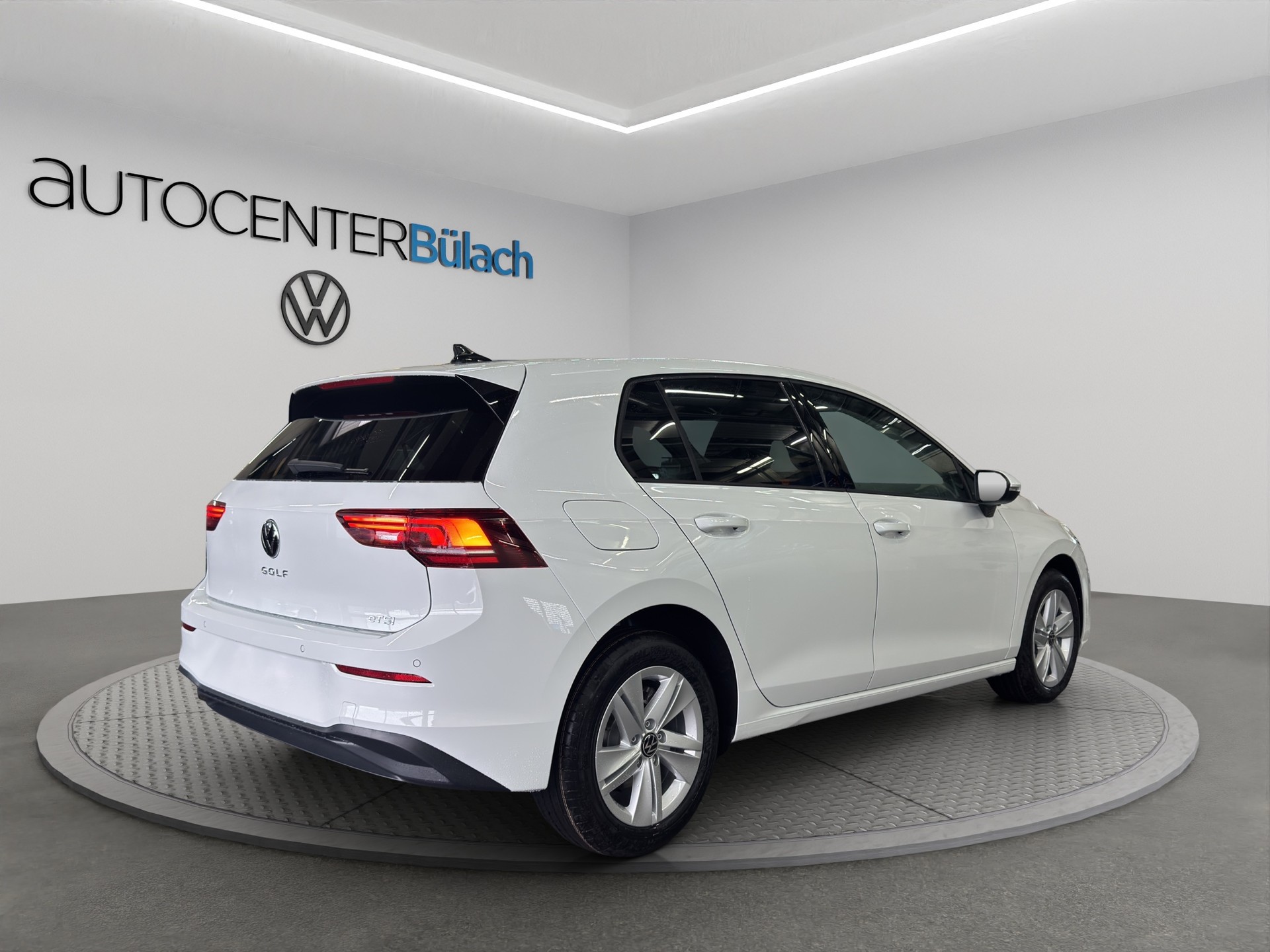 VW Golf 1.5 e TSI mHEV Value DSG-image-4