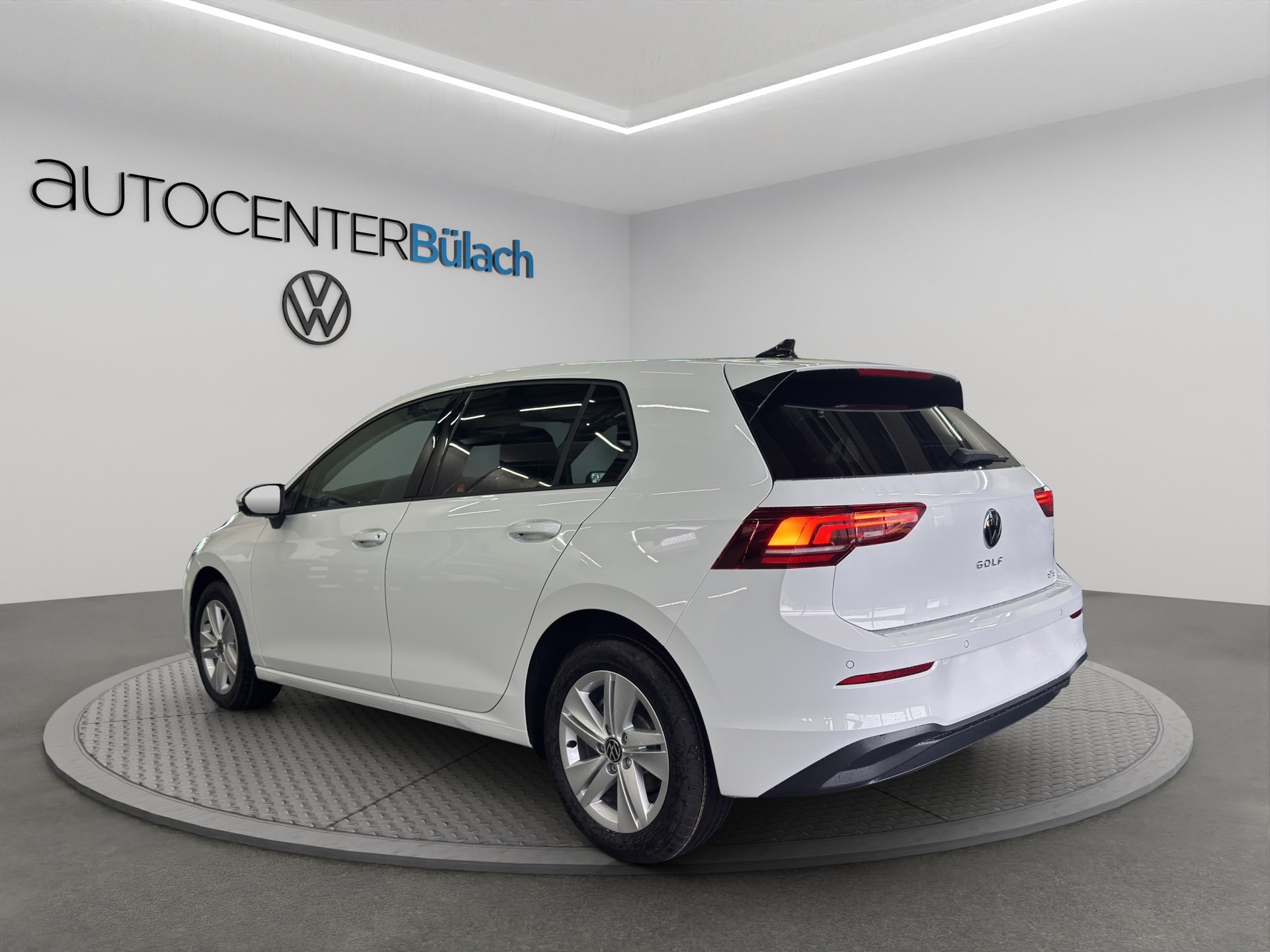 VW Golf 1.5 e TSI mHEV Value DSG-image-6
