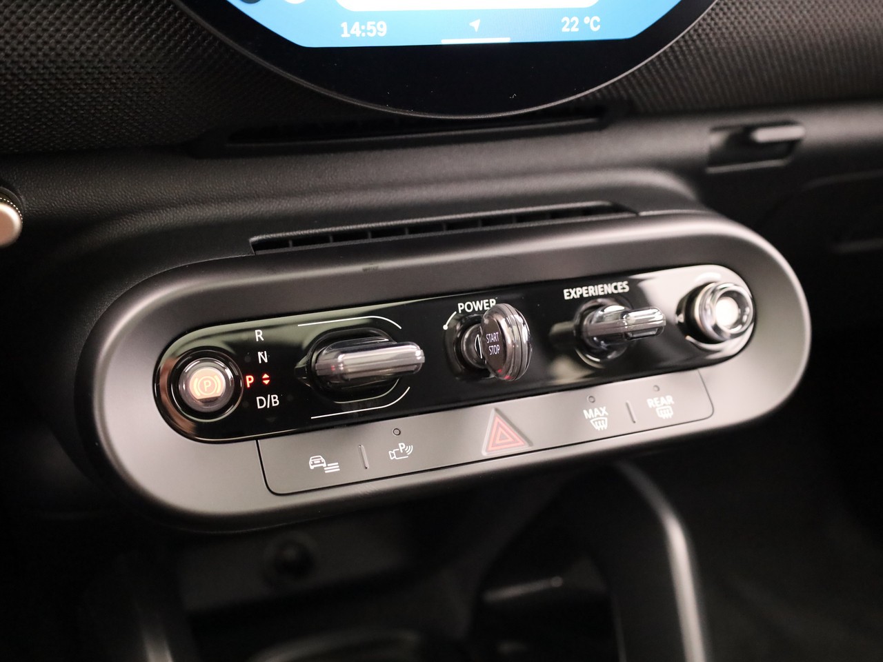 MINI Cooper SE-image-36