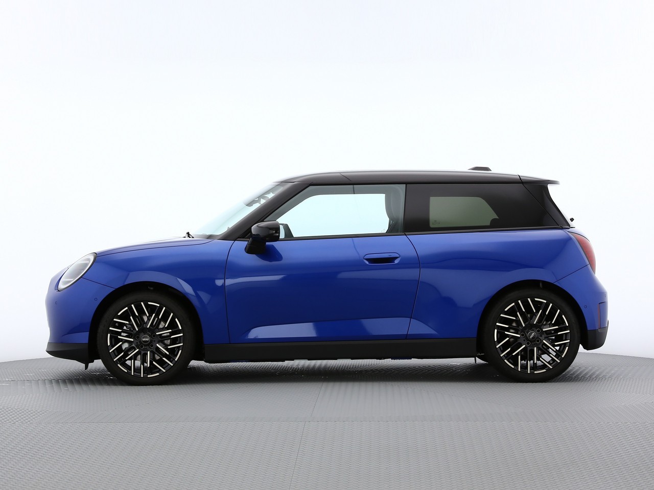 MINI Cooper SE-image-5