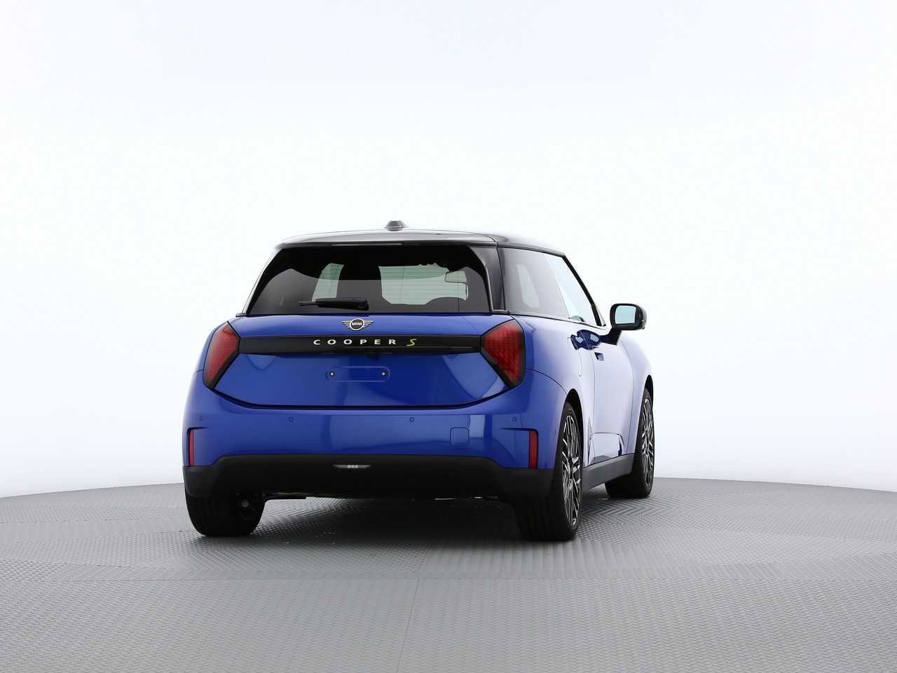 MINI Cooper SE-image-12