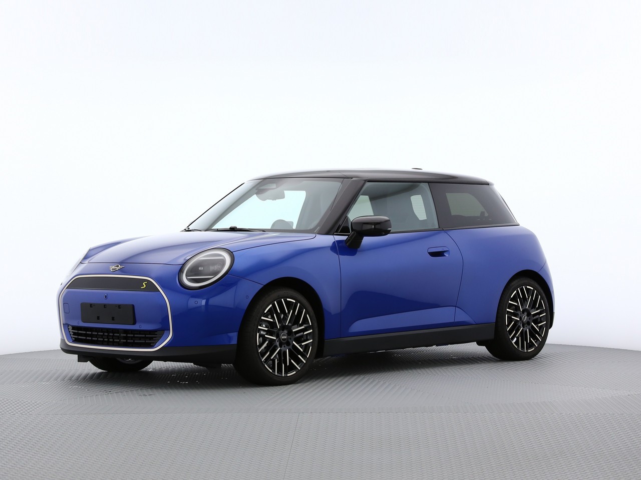 MINI Cooper SE-image-2