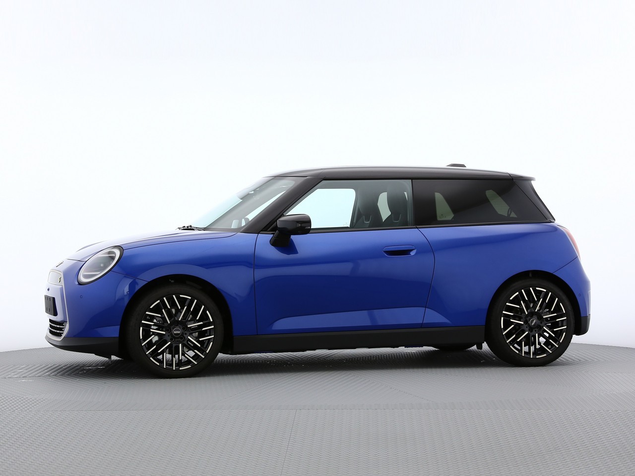 MINI Cooper SE-image-4